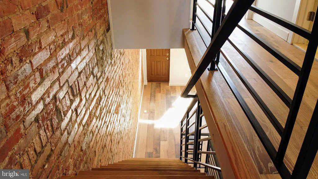 POINT BREEZE - Residential Lease