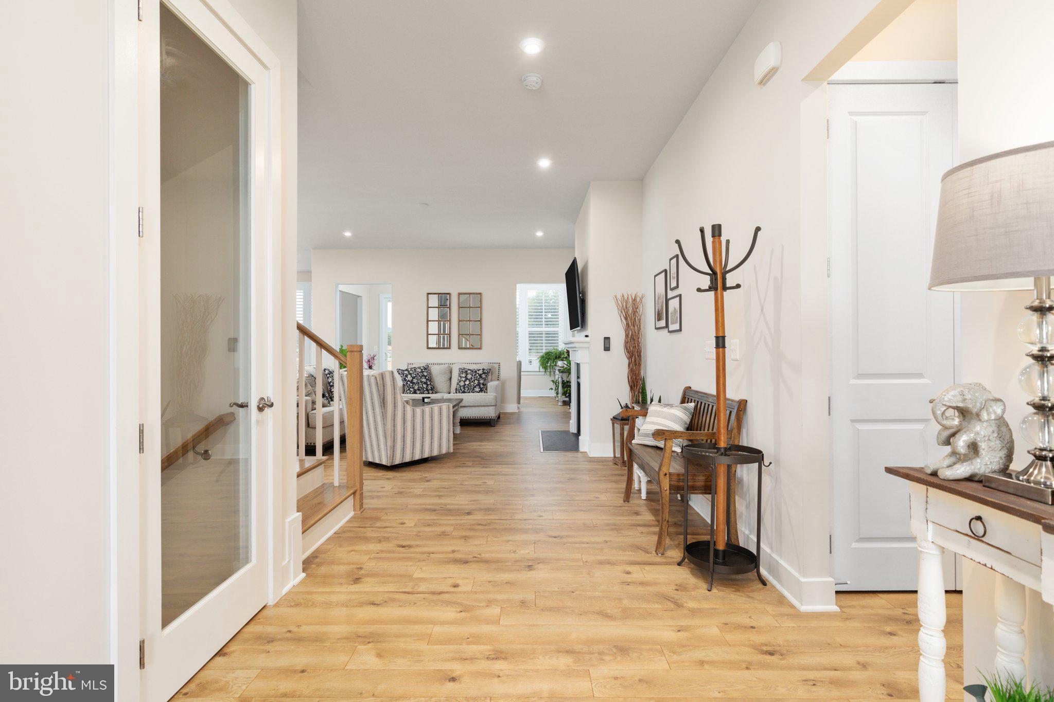 WHITE OAKS FARM - Residential