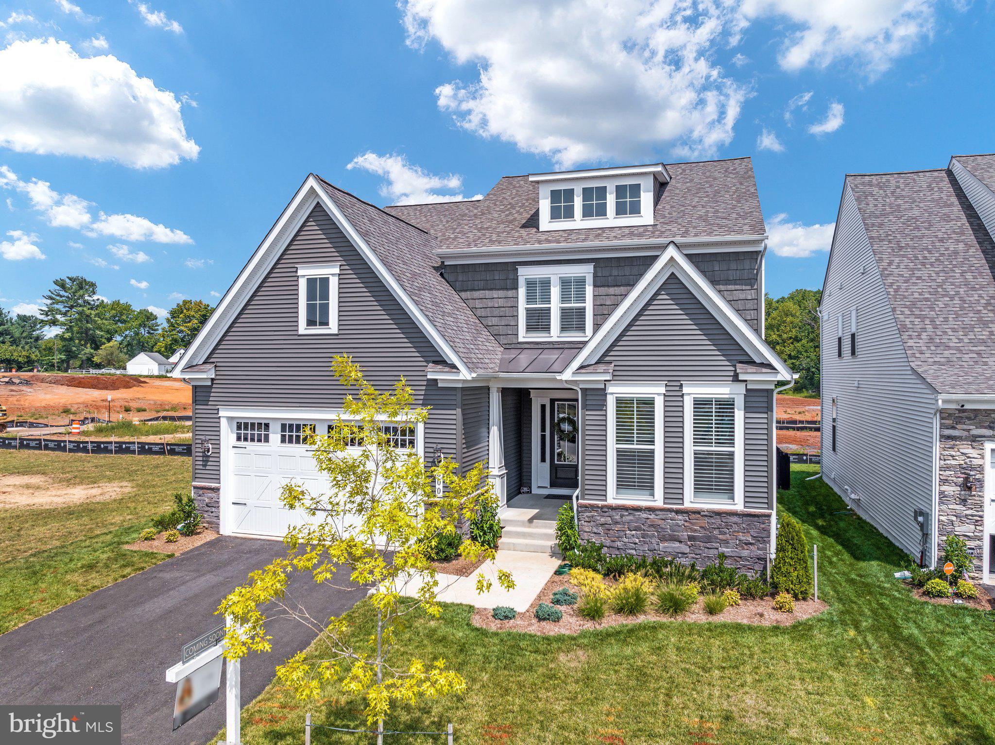 WHITE OAKS FARM - Residential