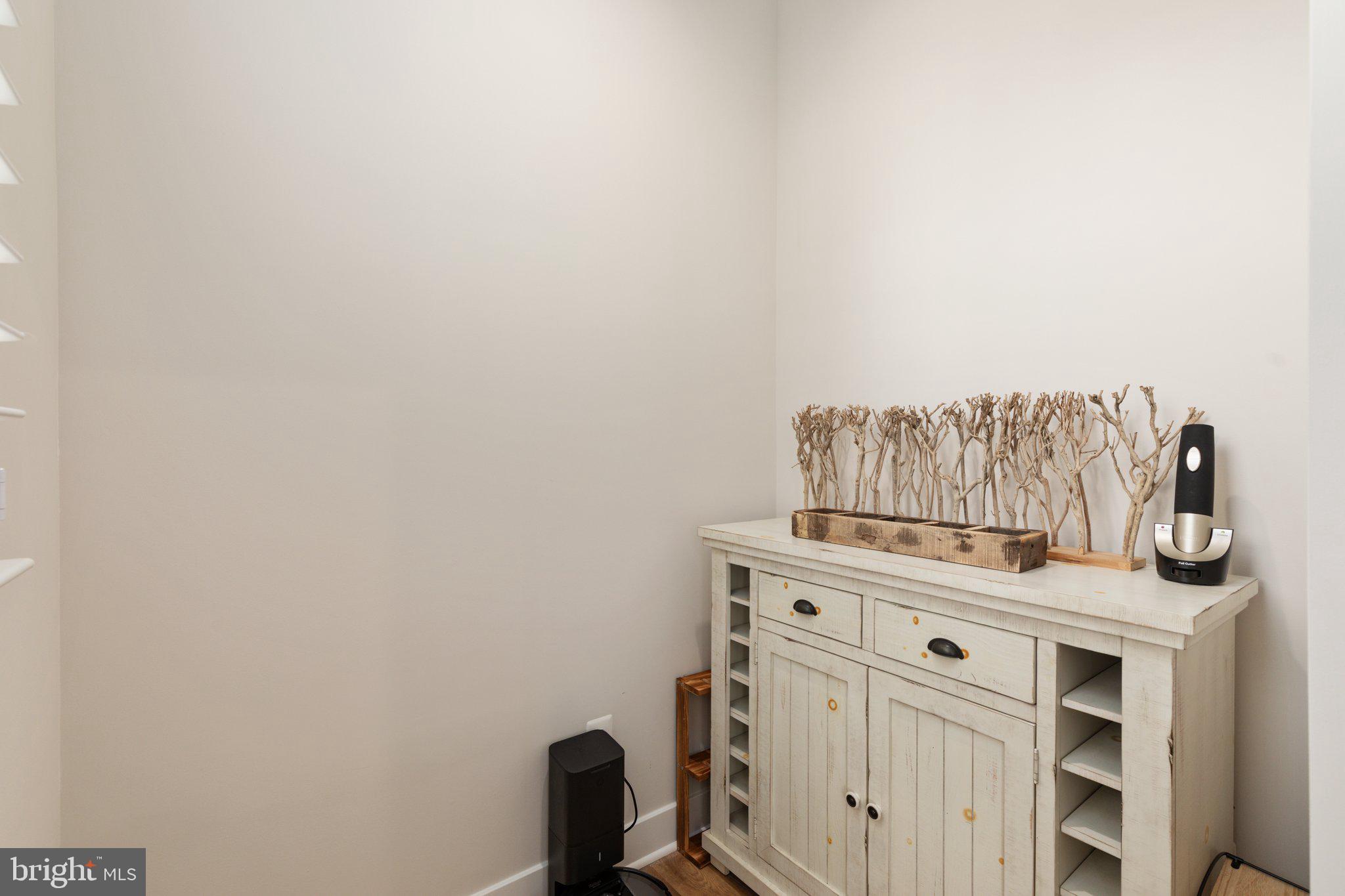 WHITE OAKS FARM - Residential