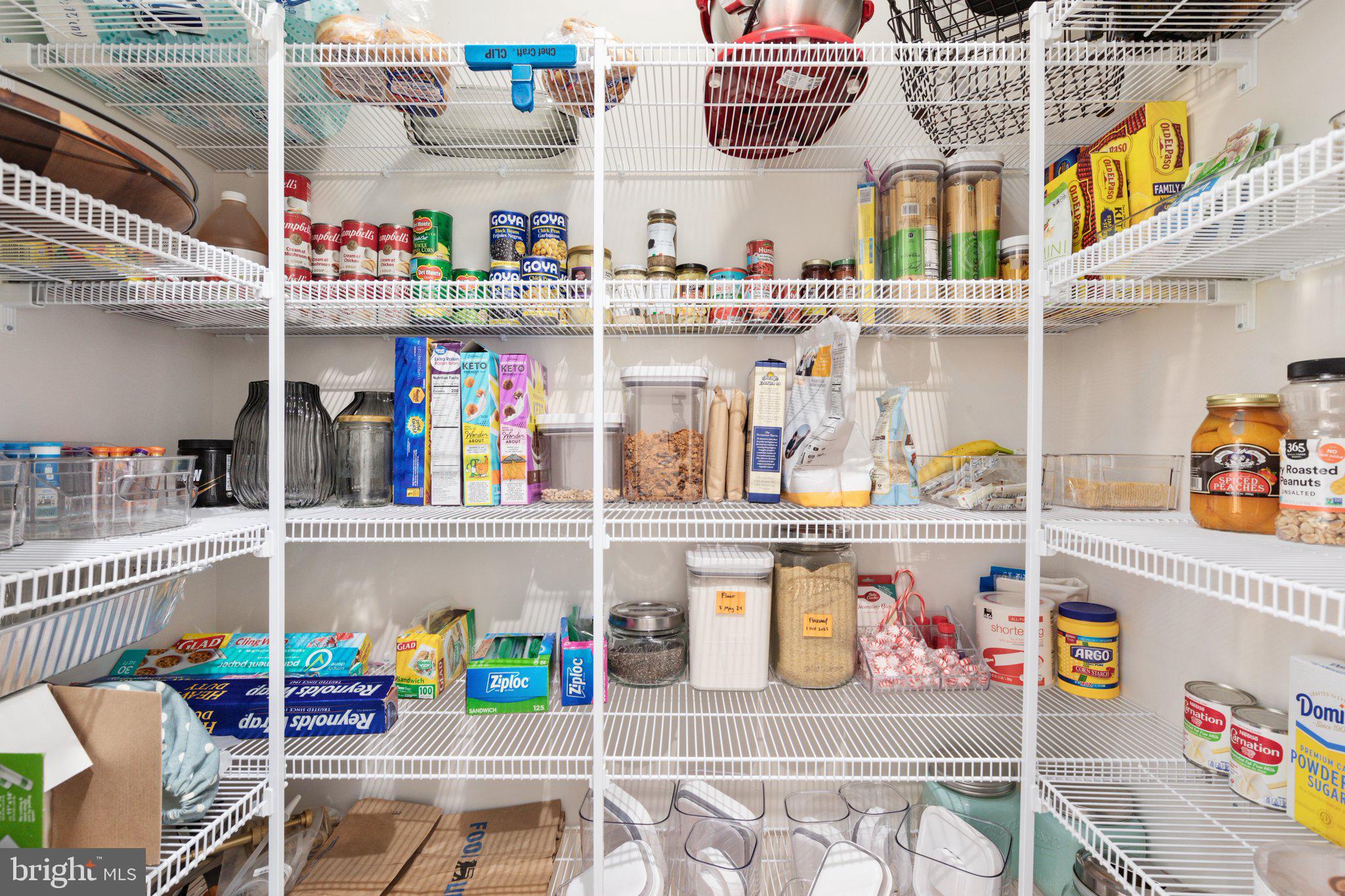 WHITE OAKS FARM - Residential