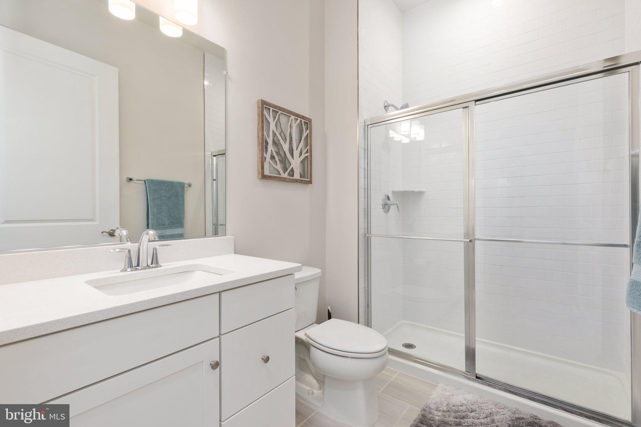 WHITE OAKS FARM - Residential