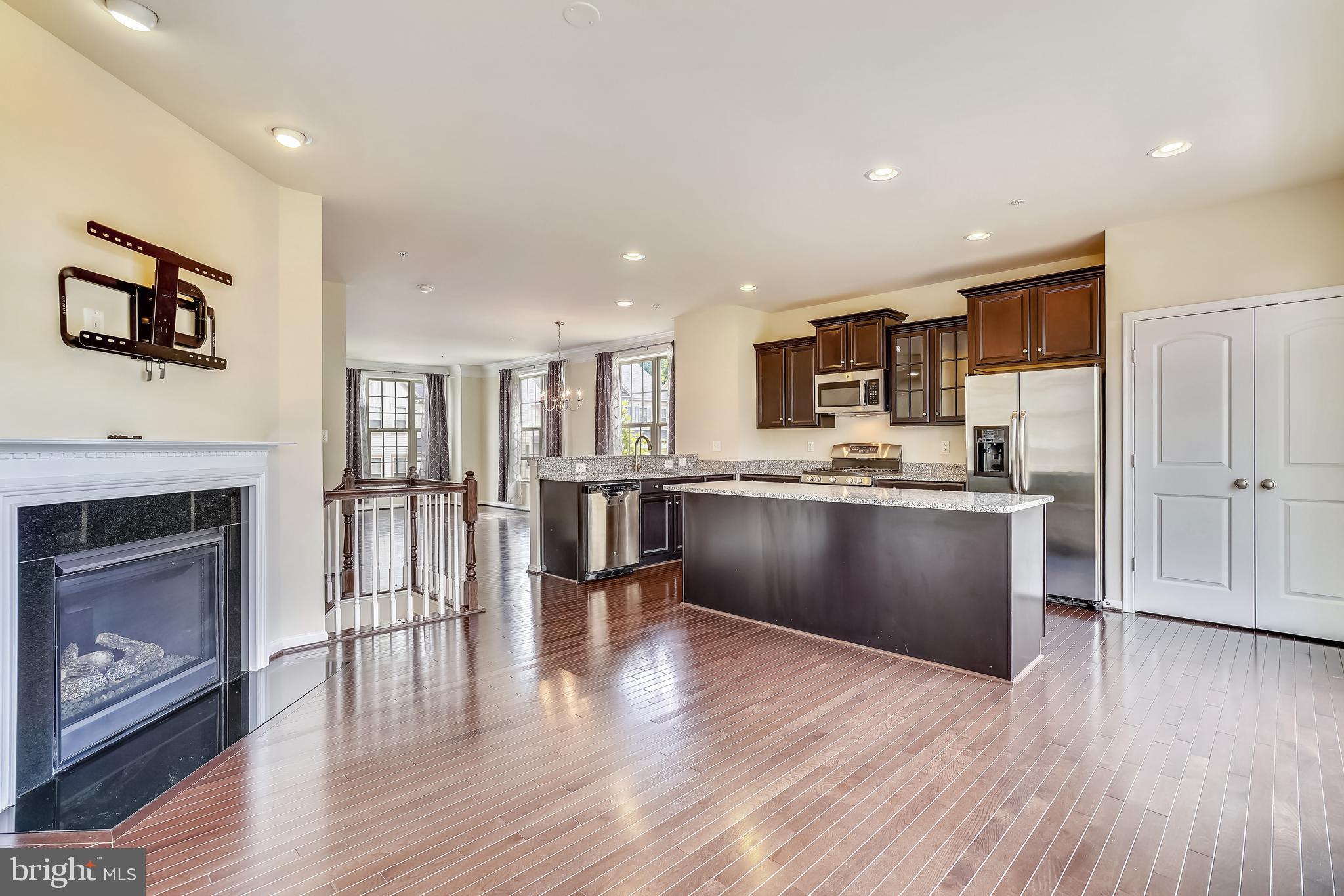 CANTERBURY VILLAGE - Residential