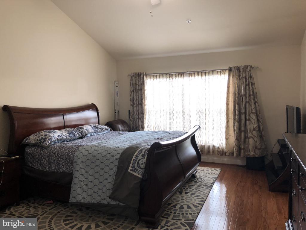 LEAMAN FARM - Residential Lease