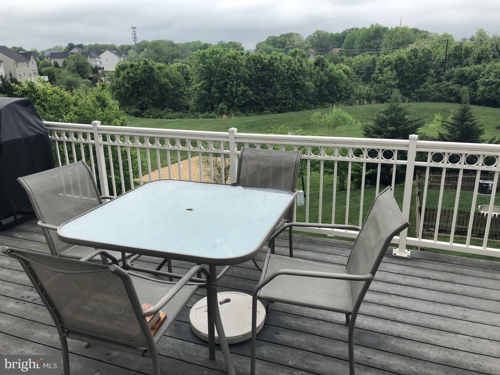 LEAMAN FARM - Residential Lease