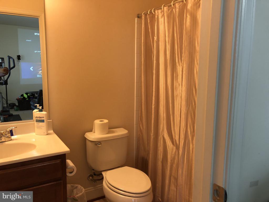 LEAMAN FARM - Residential Lease