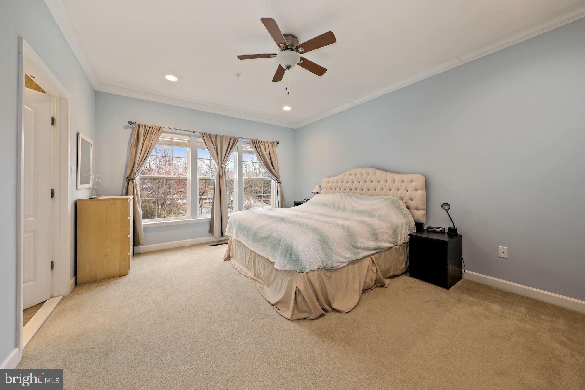 LEESBOROUGH - Residential