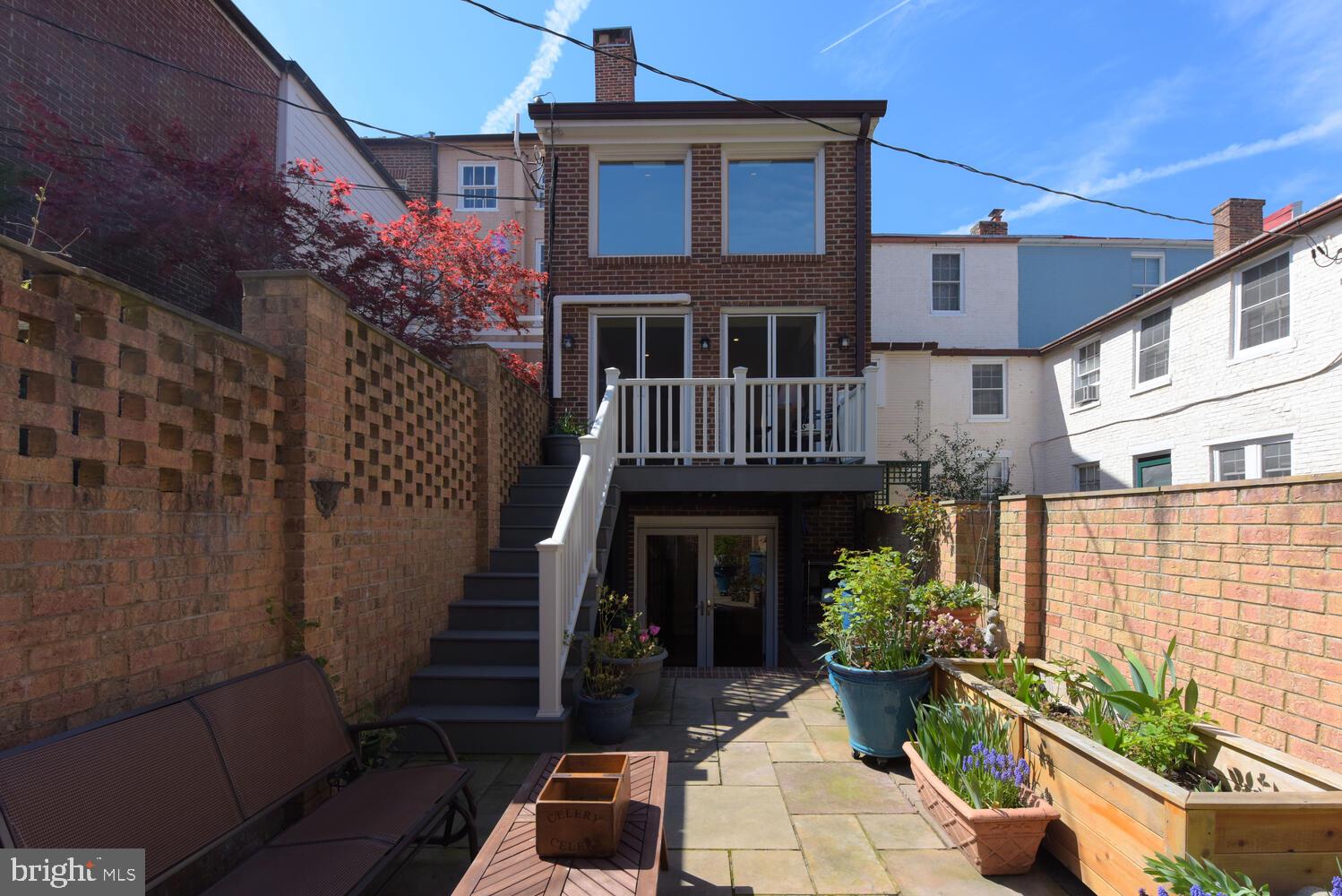 HISTORIC OLD TOWN - Residential