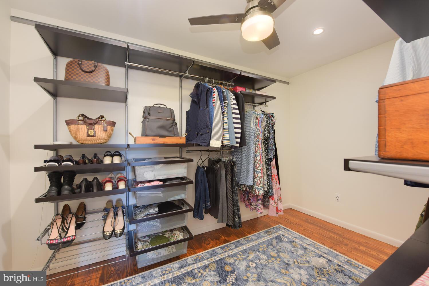 HISTORIC OLD TOWN - Residential