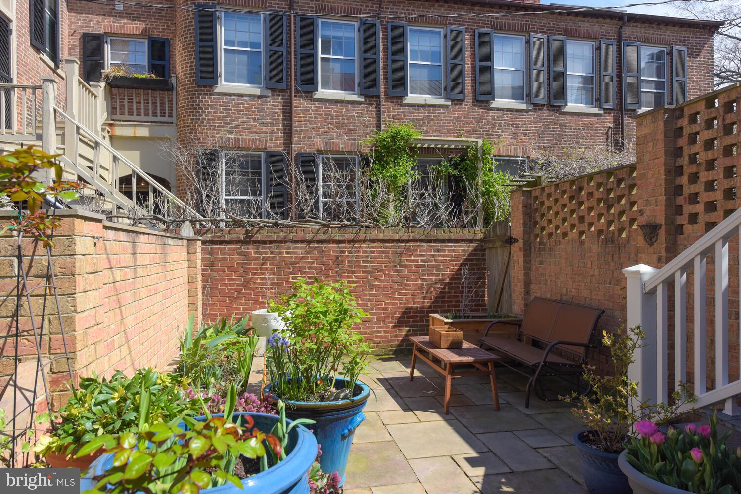 HISTORIC OLD TOWN - Residential