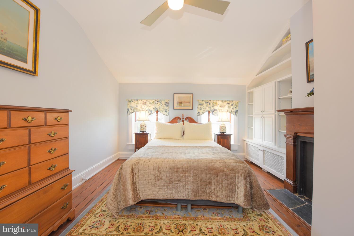 HISTORIC OLD TOWN - Residential