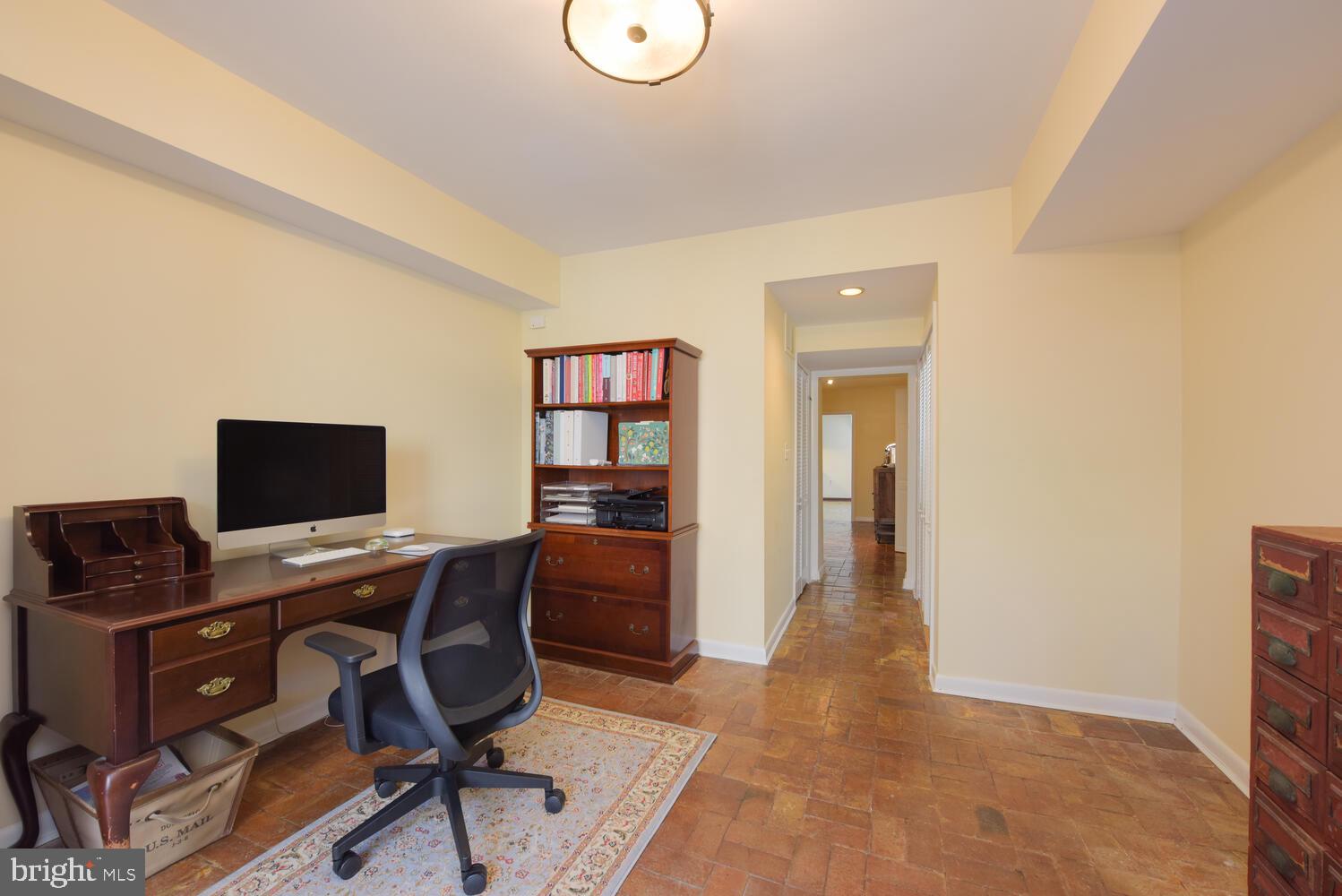 HISTORIC OLD TOWN - Residential