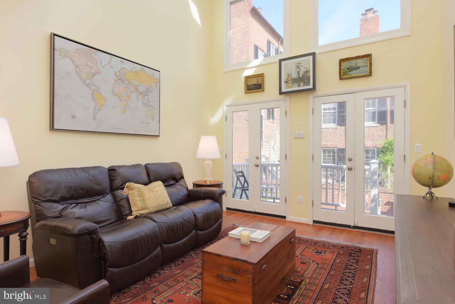 HISTORIC OLD TOWN - Residential