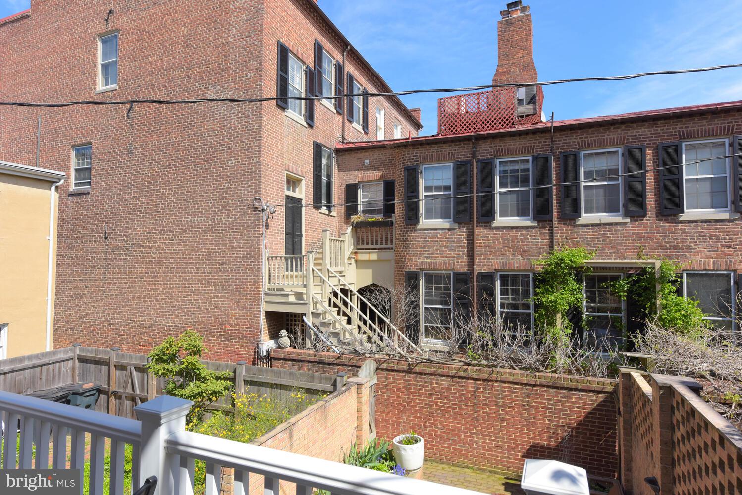 HISTORIC OLD TOWN - Residential