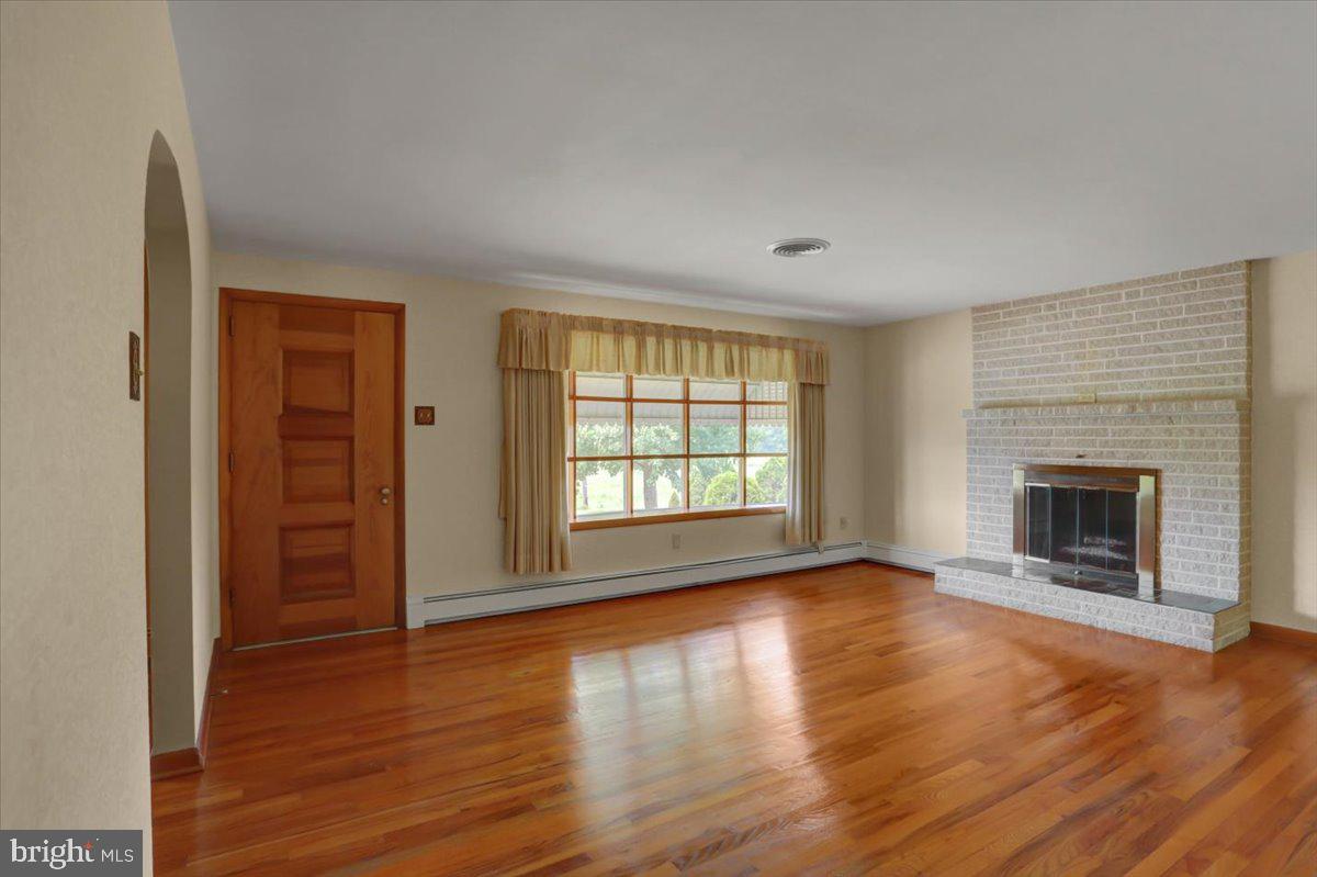 HOPEWELL TWP - Residential