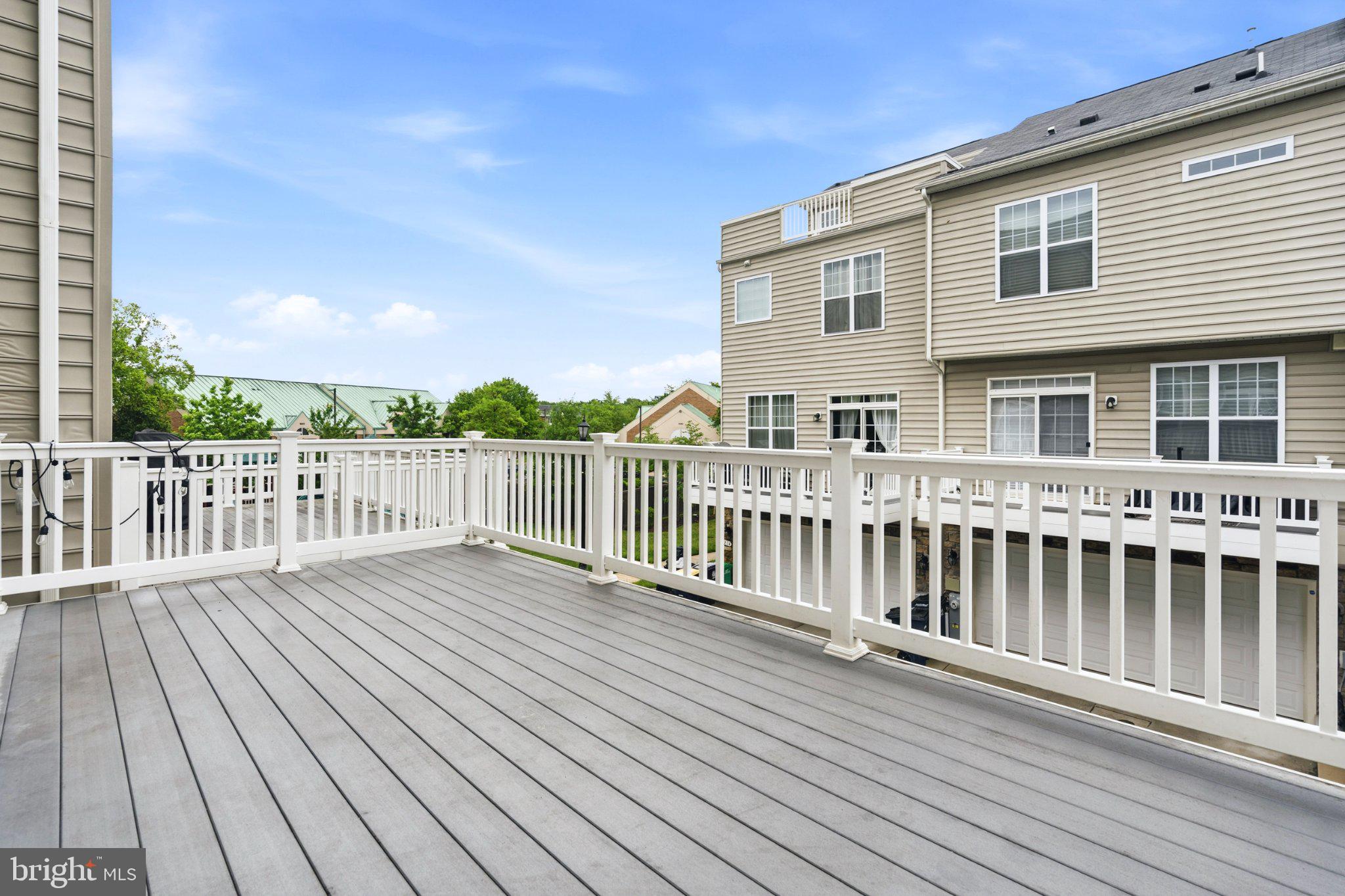 WOOD GLEN - Residential