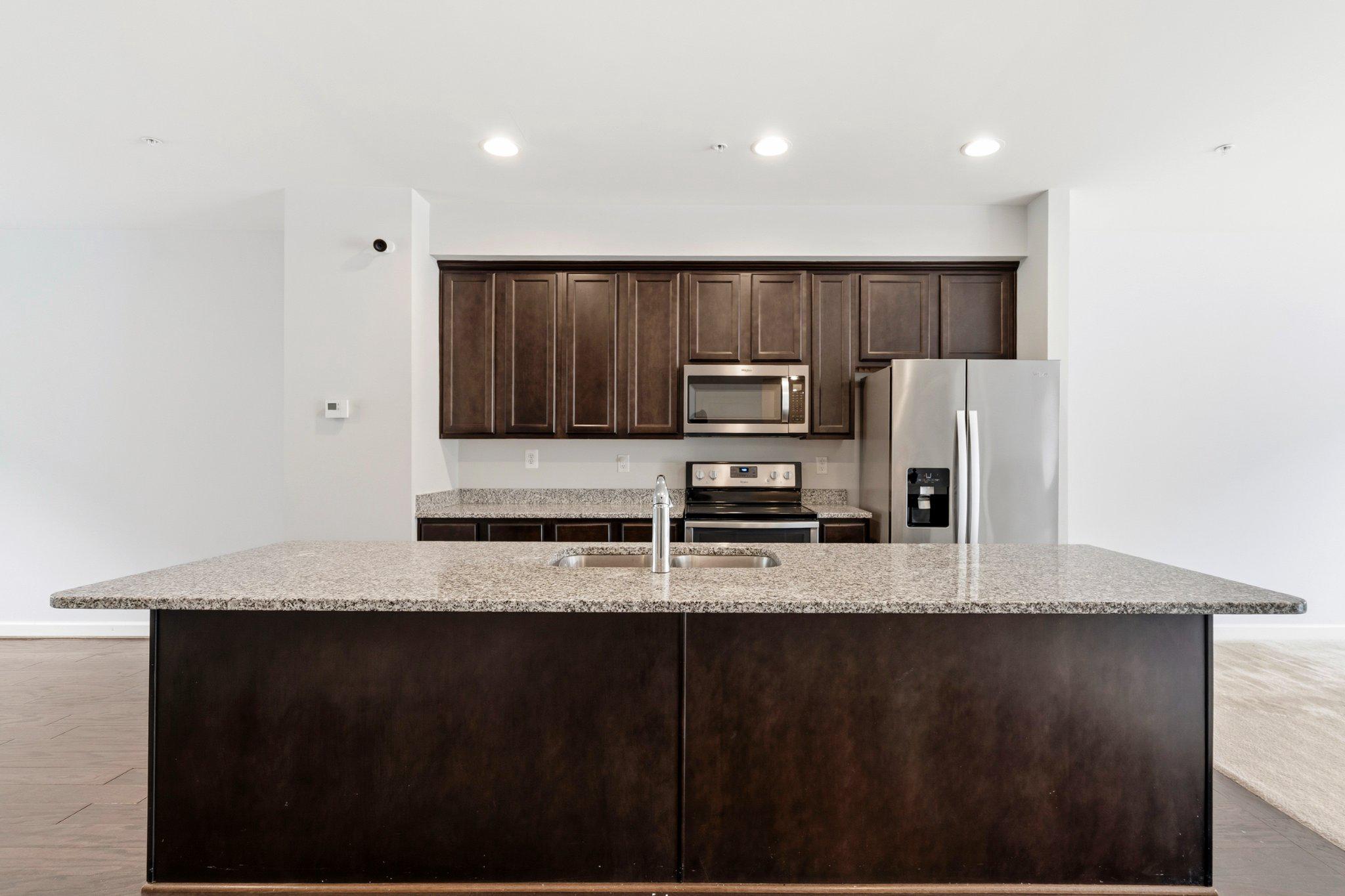 WOOD GLEN - Residential