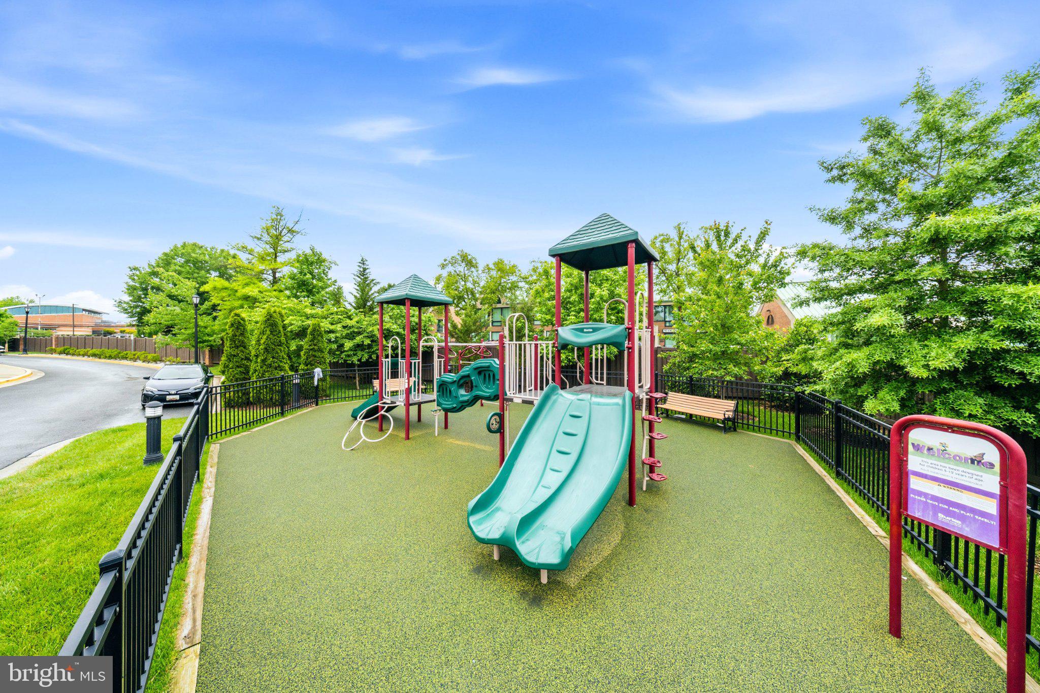 WOOD GLEN - Residential
