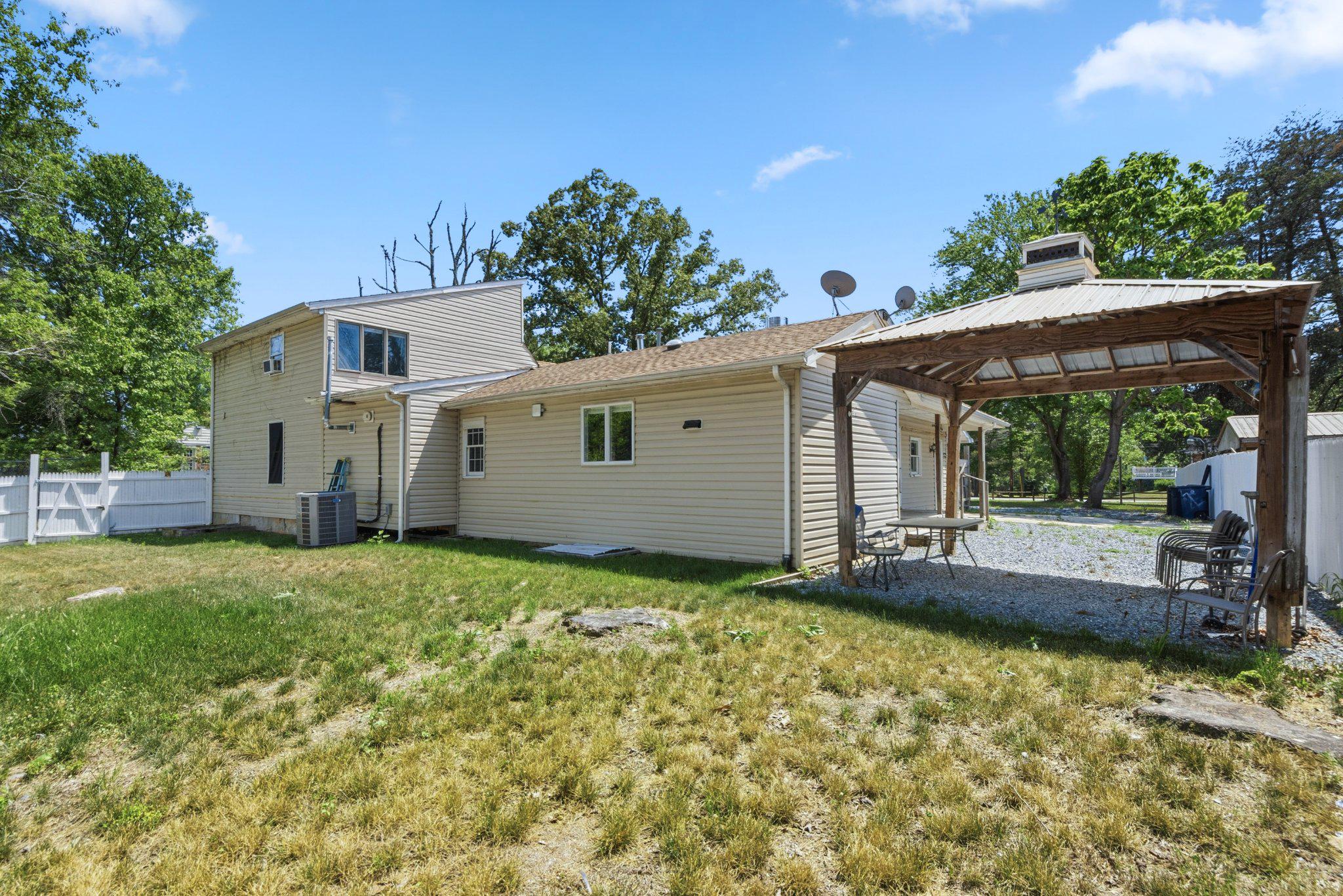 Photo 1 of 48 — 8304 DANGERFIELD PLACE, CLINTON, MD 20735