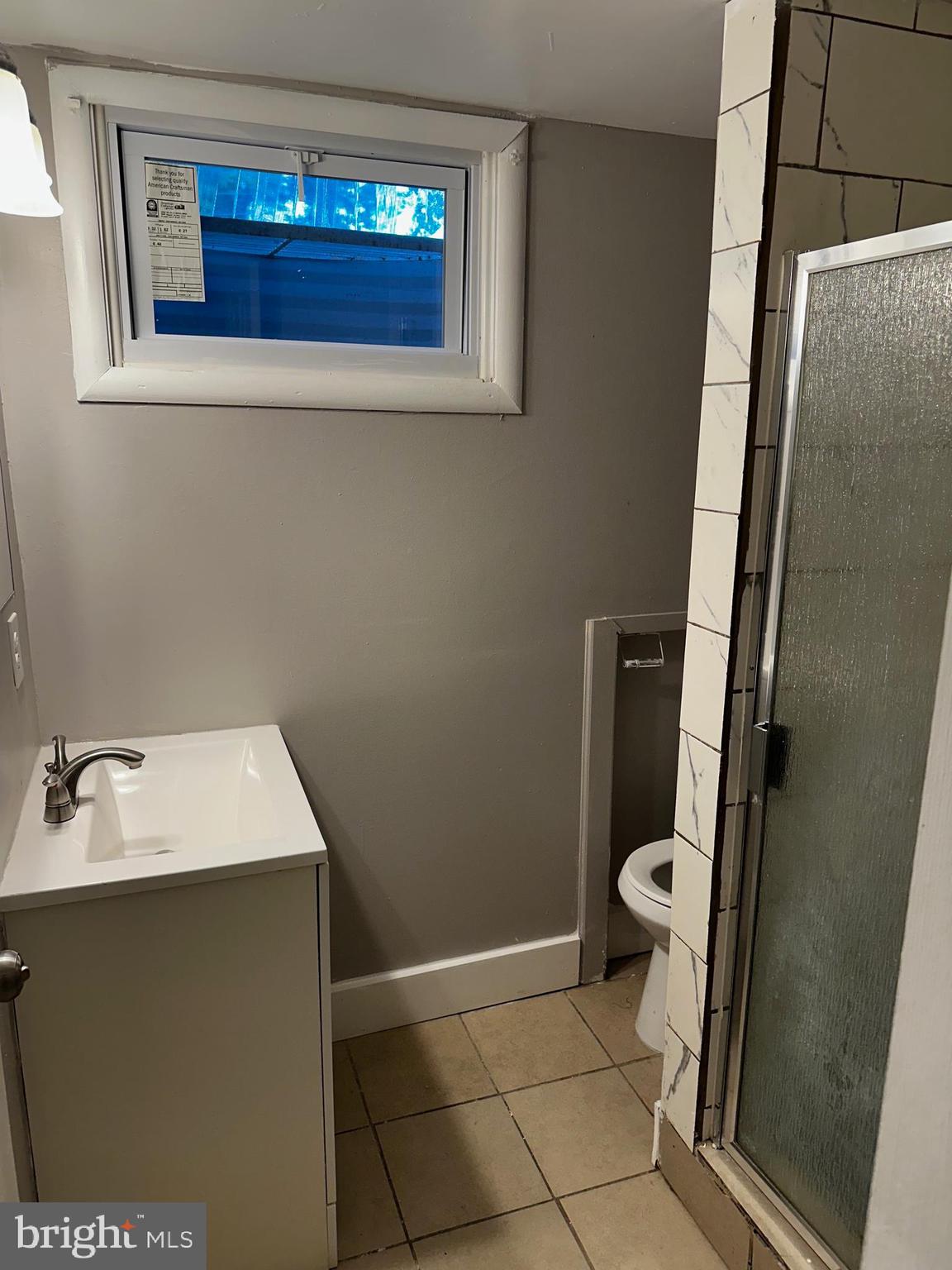 CONNECTICUT AVENUE ESTATES - Residential Lease