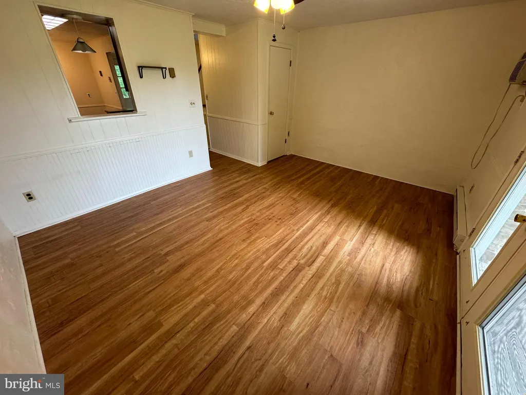 Additional image 5 of 2241 Brownstone Lane Unit 2, Spring Grove, PA 17362