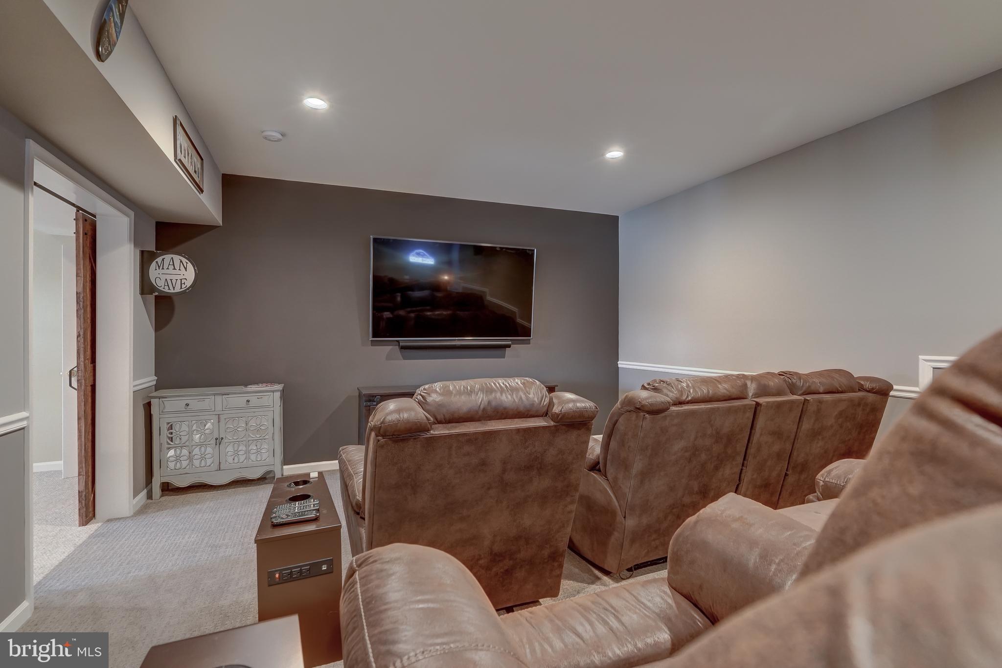 FRESHWATER ESTATES - Residential