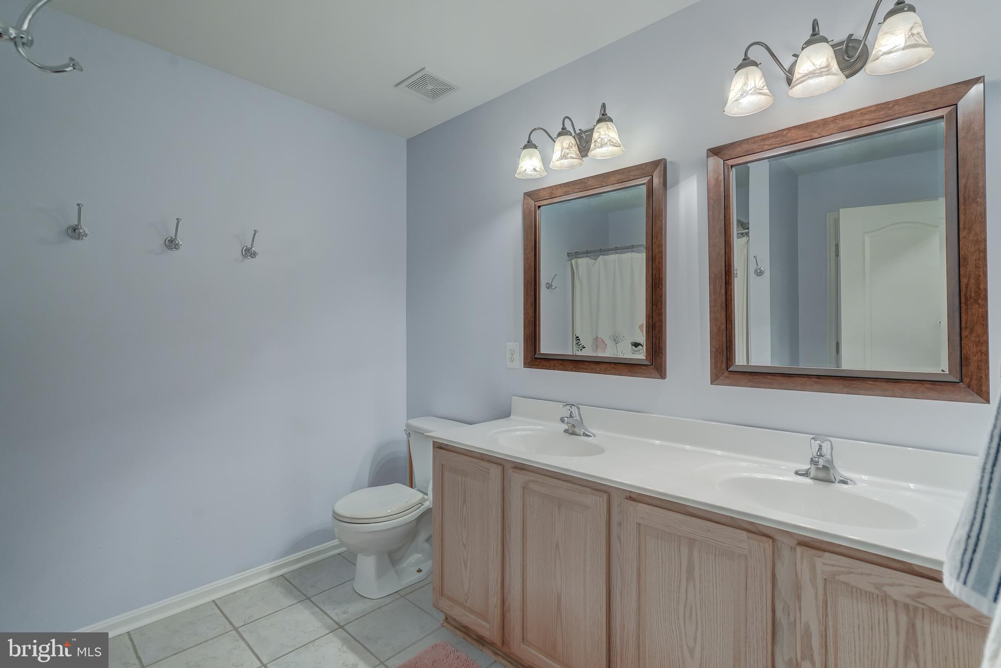 FRESHWATER ESTATES - Residential