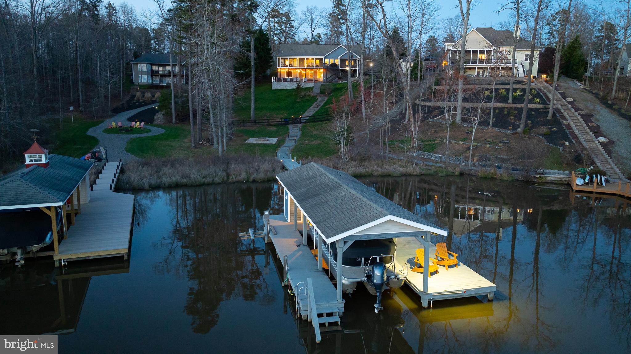 FRESHWATER ESTATES - Residential