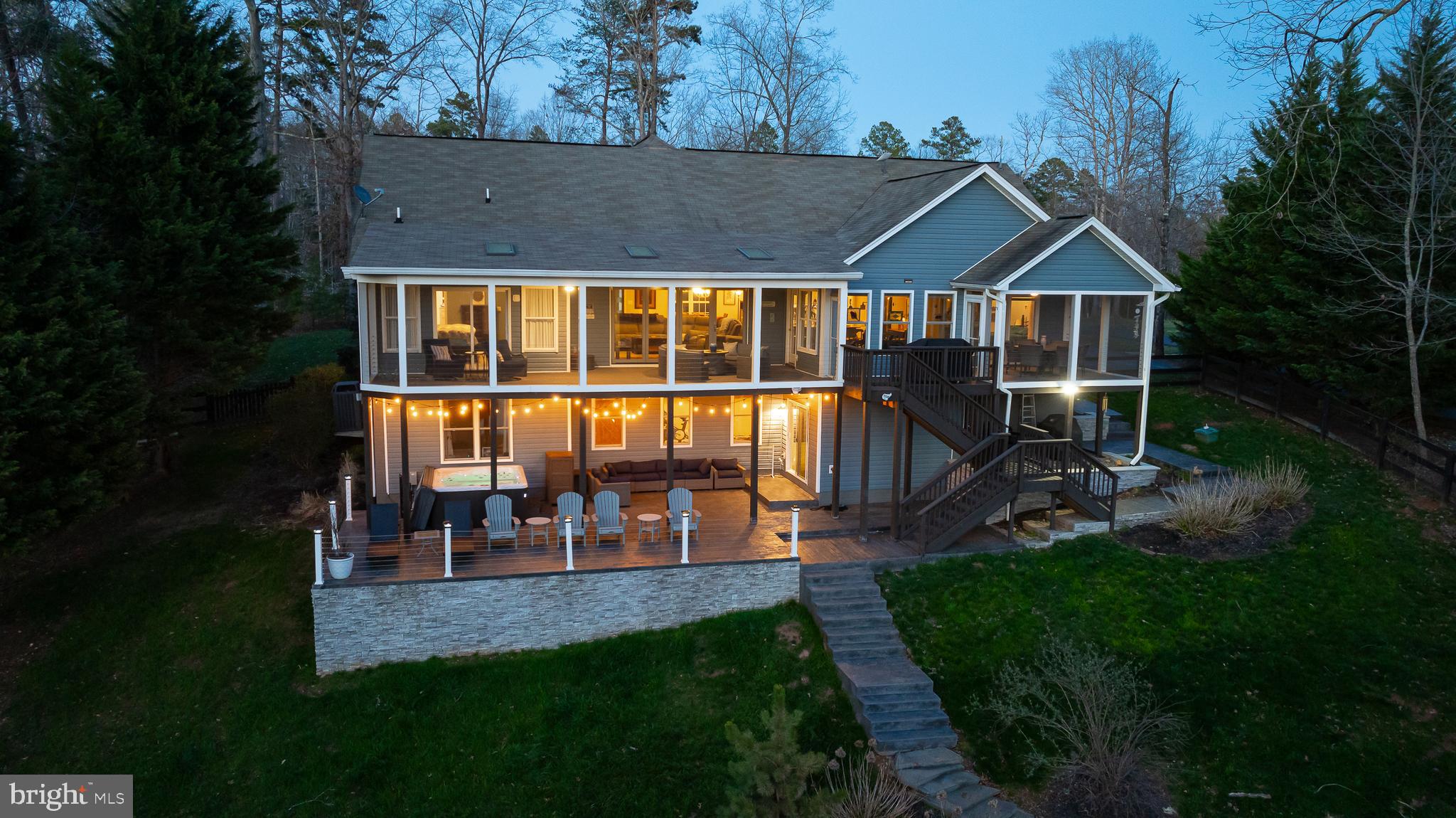 FRESHWATER ESTATES - Residential