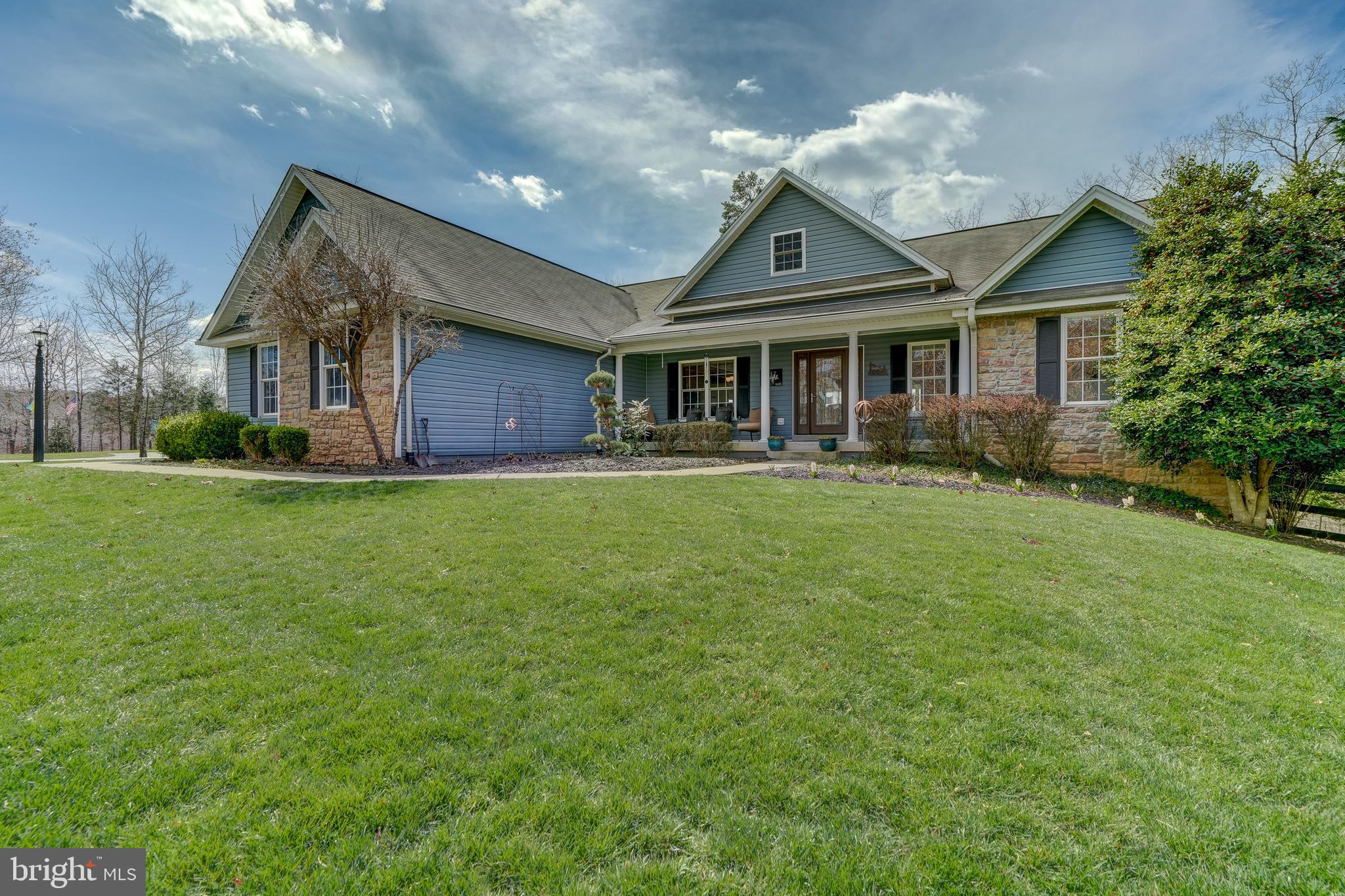 FRESHWATER ESTATES - Residential