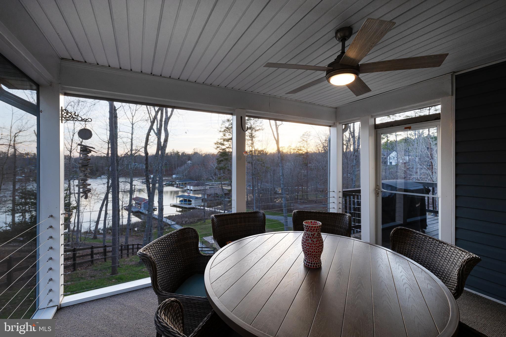 FRESHWATER ESTATES - Residential