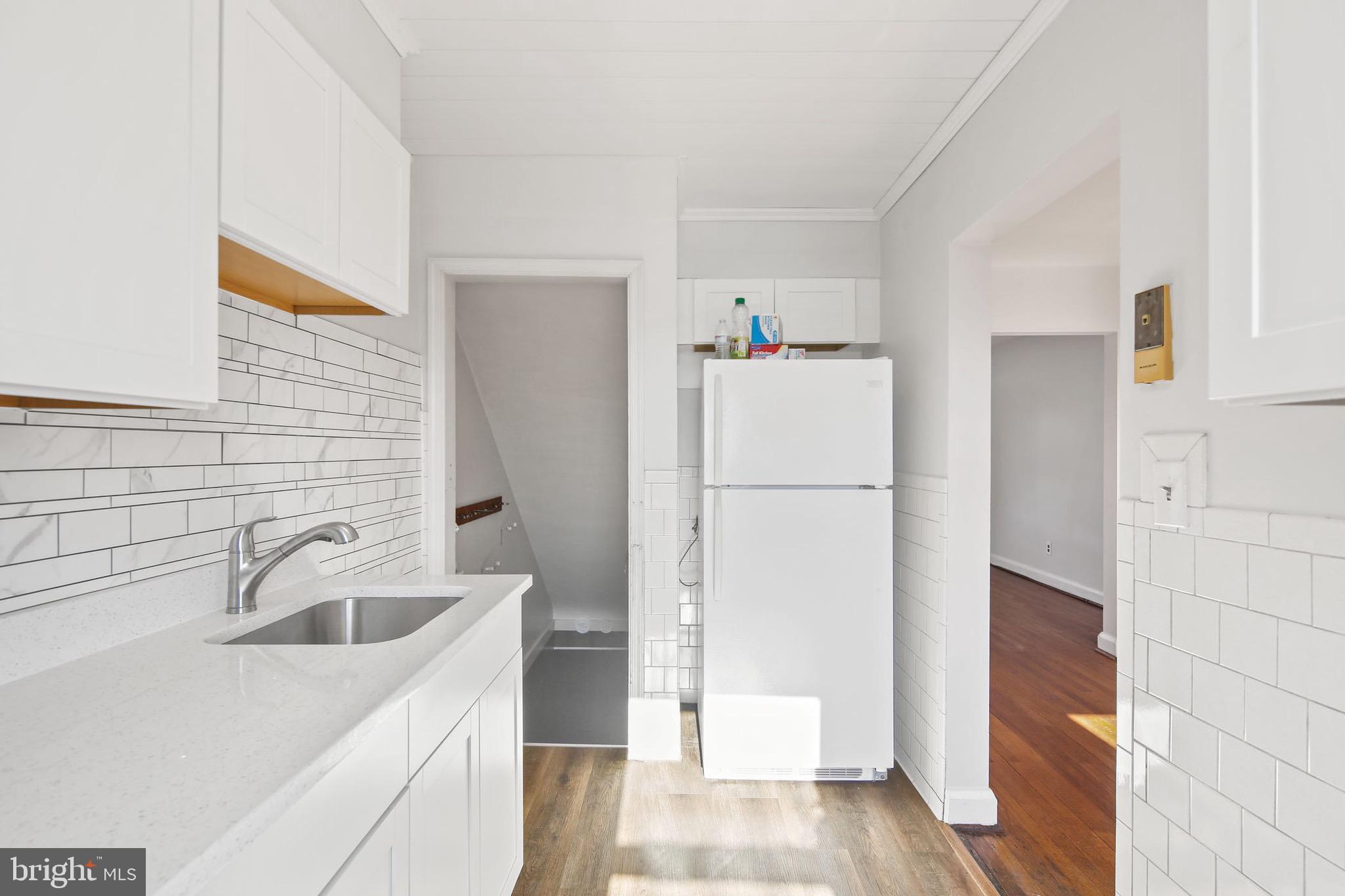 MEDFIELD - Residential