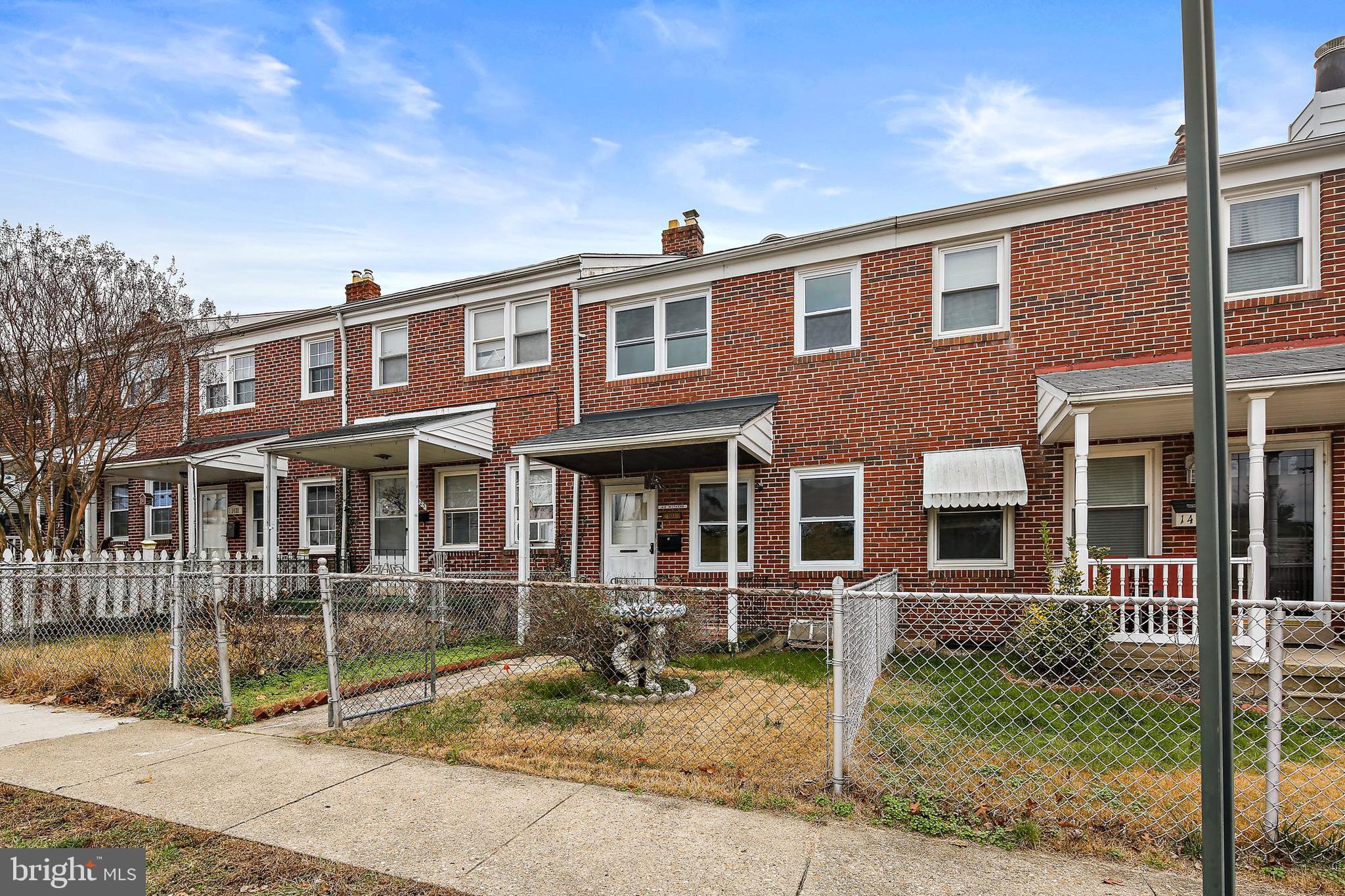 MEDFIELD - Residential