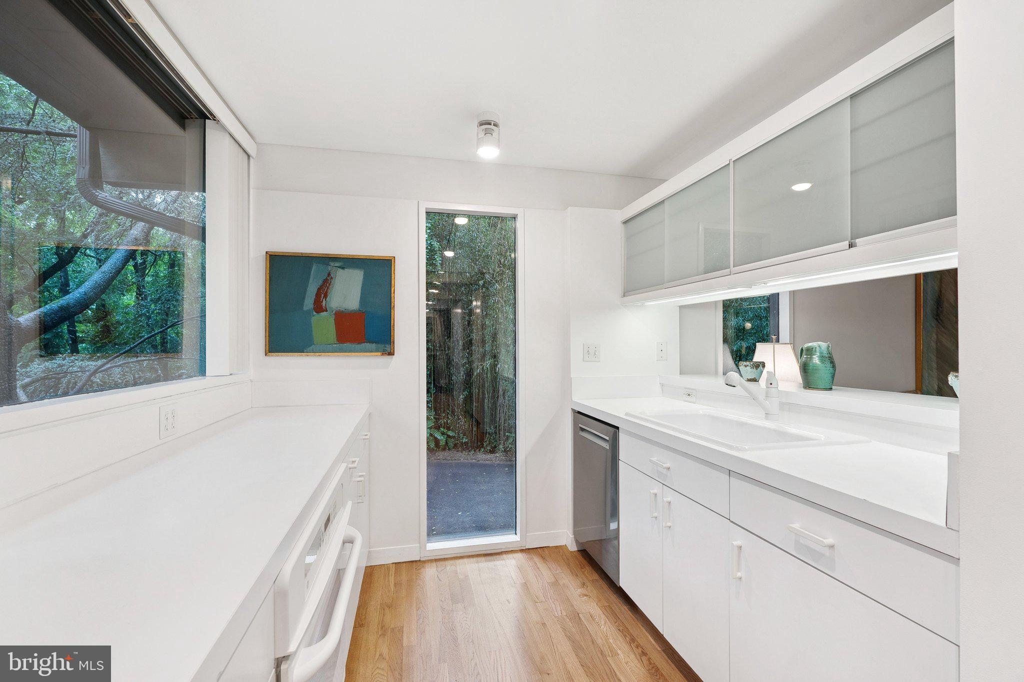 BRYARTON - Residential