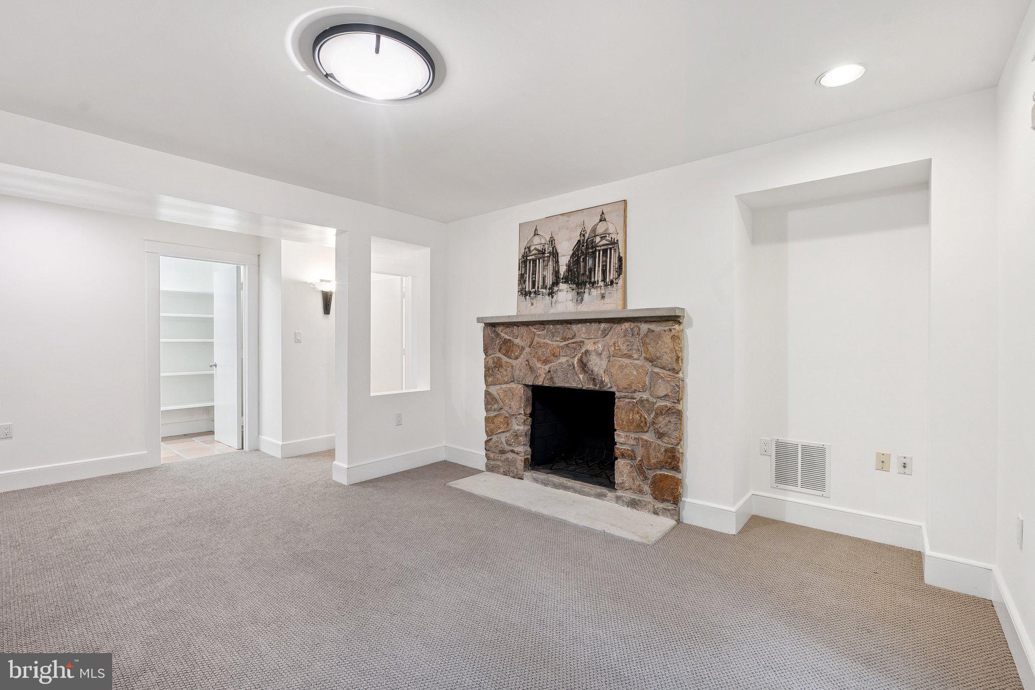 BRYARTON - Residential