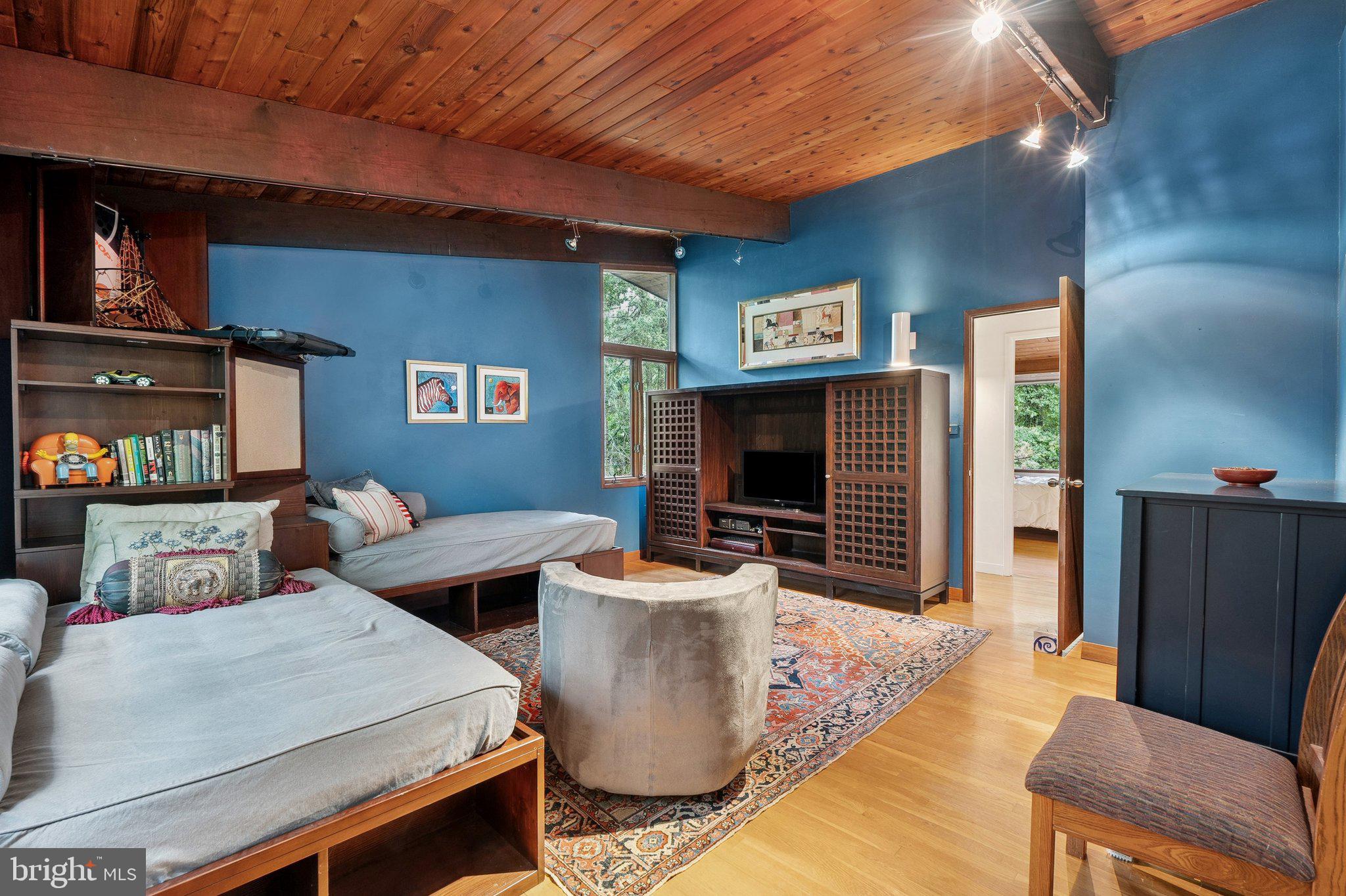 BRYARTON - Residential