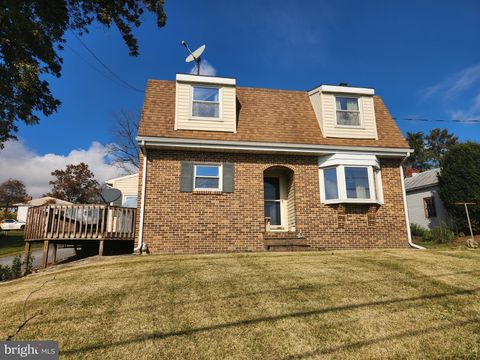 827 DISSTON VIEW DRIVE LITITZ PA 17543