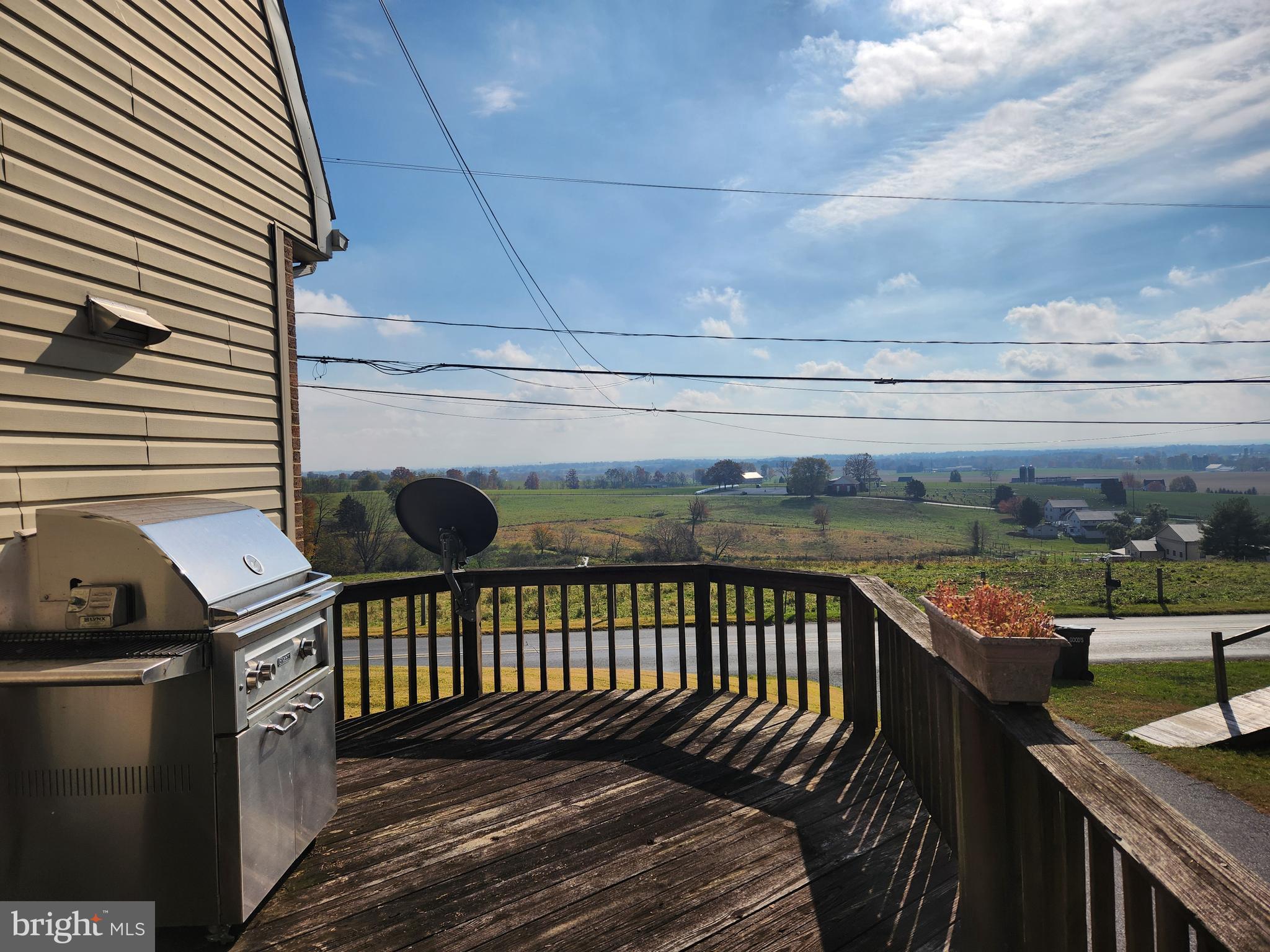 827 DISSTON VIEW DRIVE