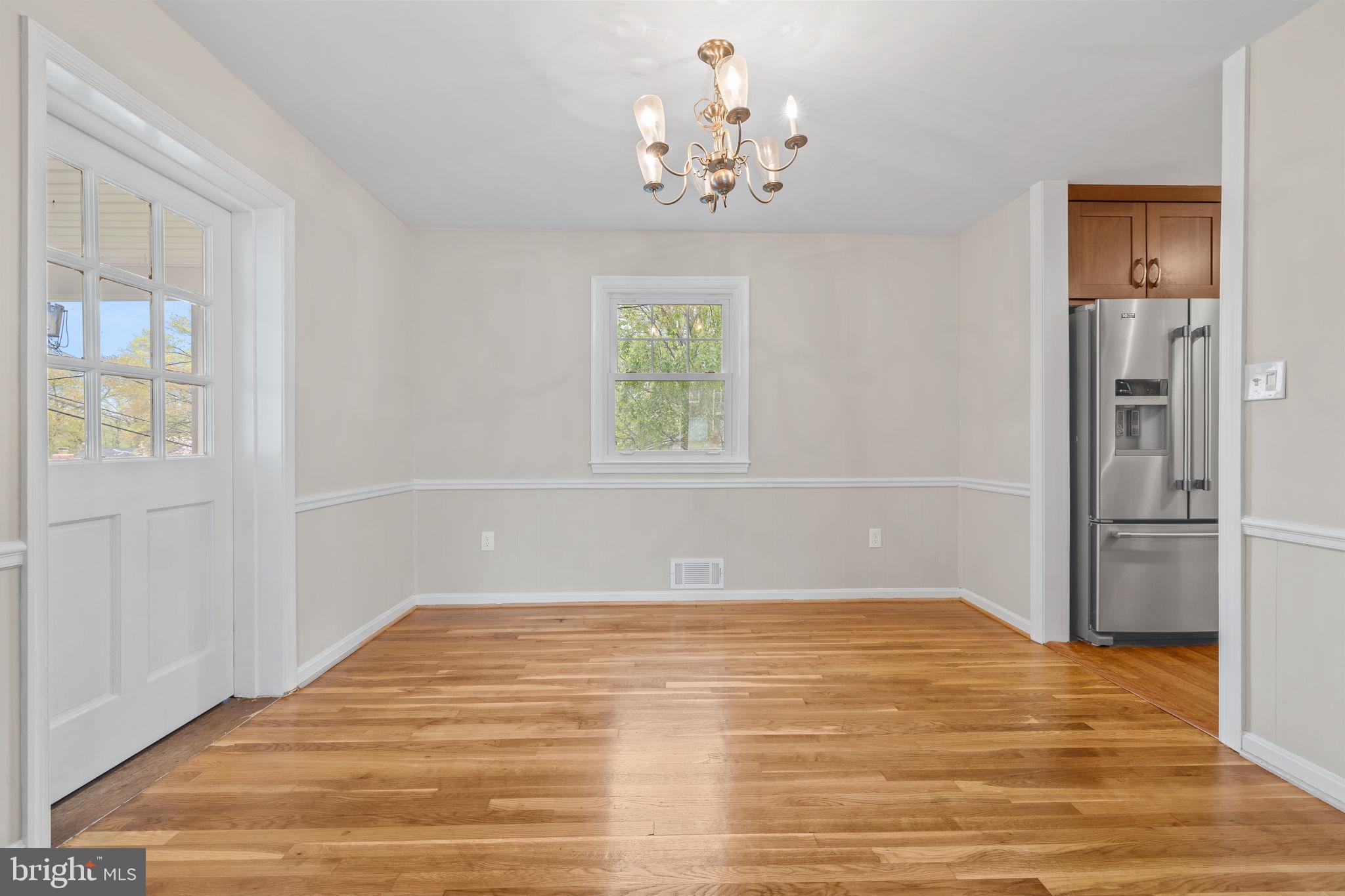 ANNANDALE WOODS - Residential