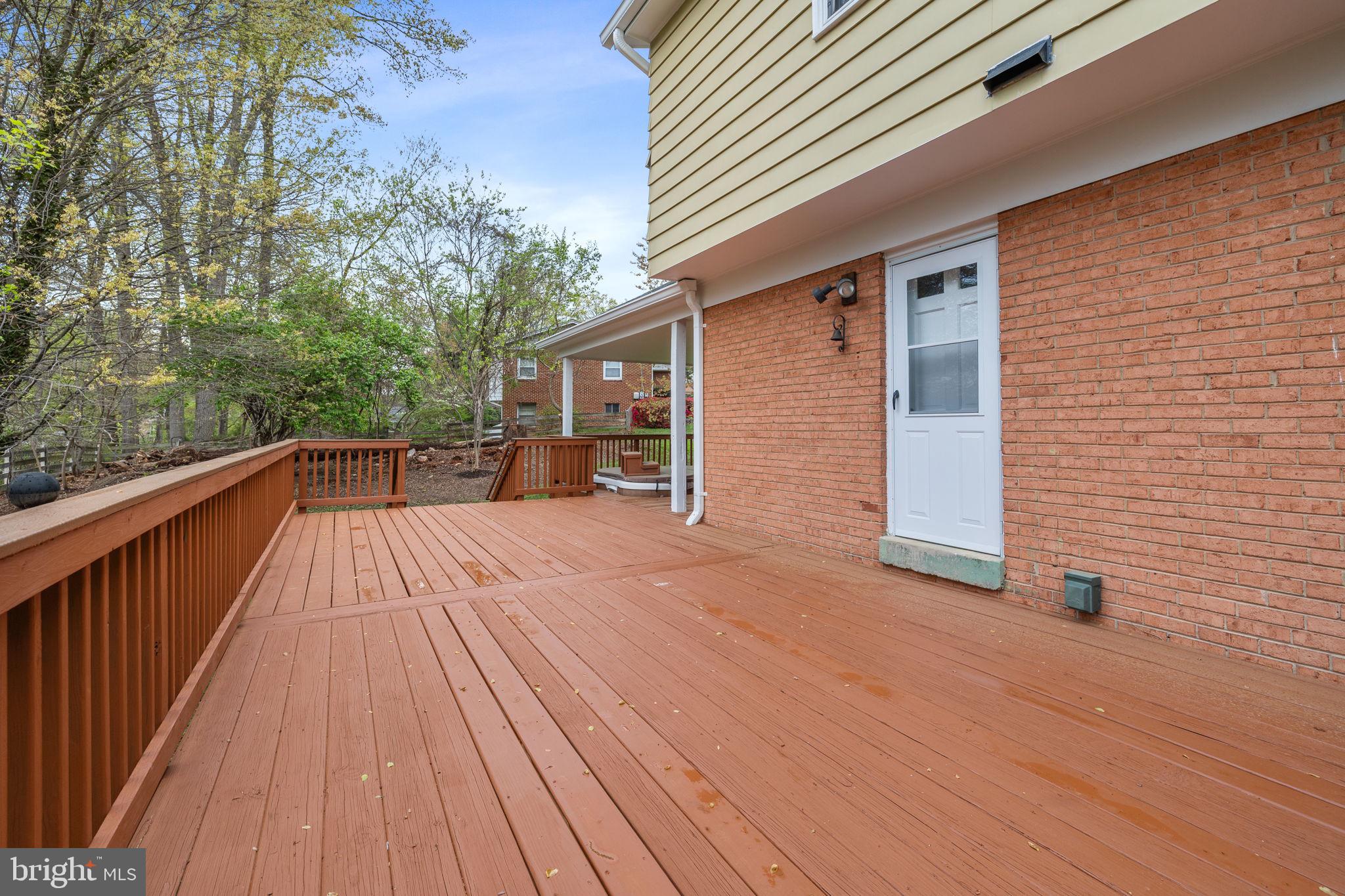 ANNANDALE WOODS - Residential