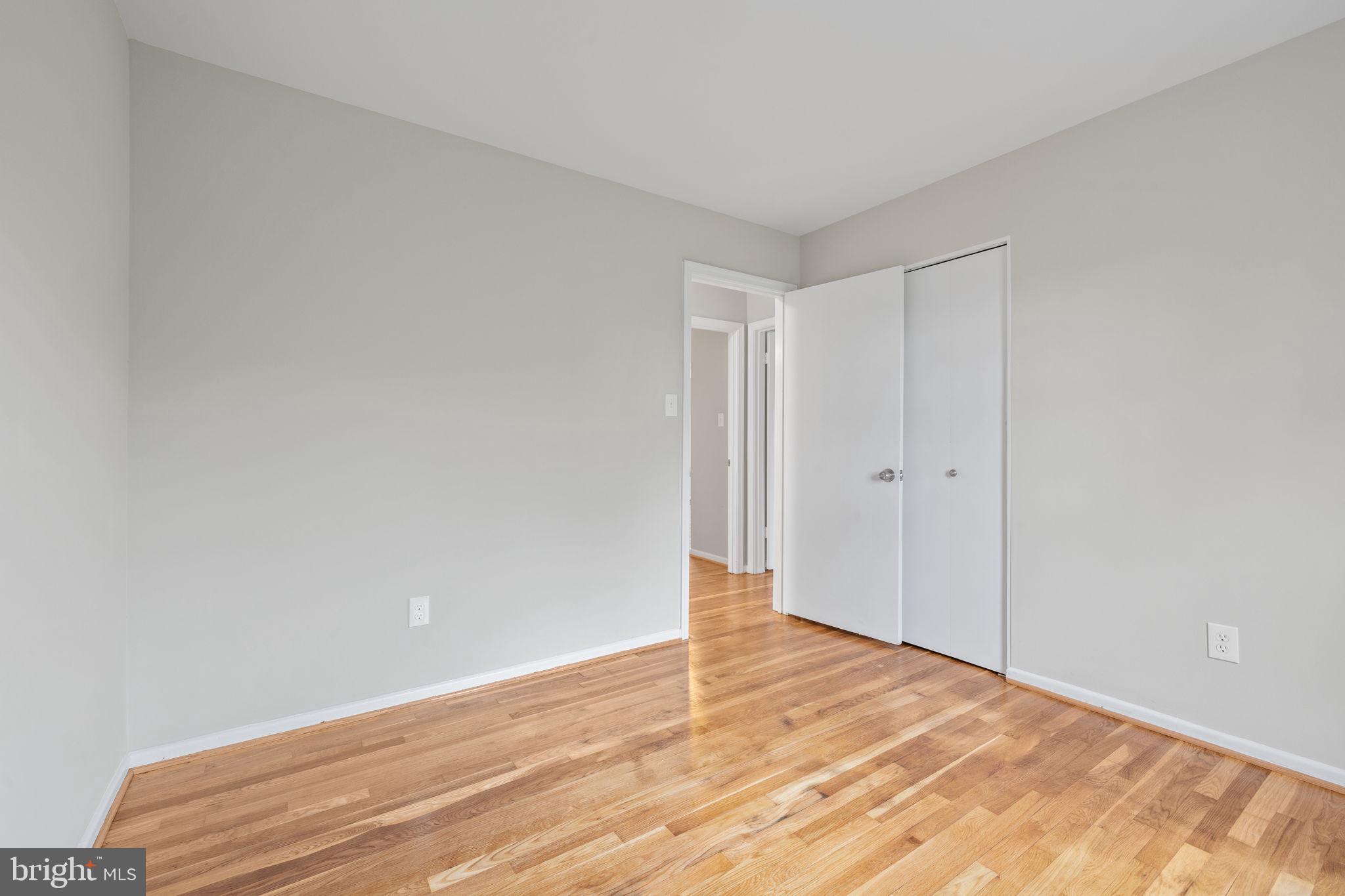 ANNANDALE WOODS - Residential