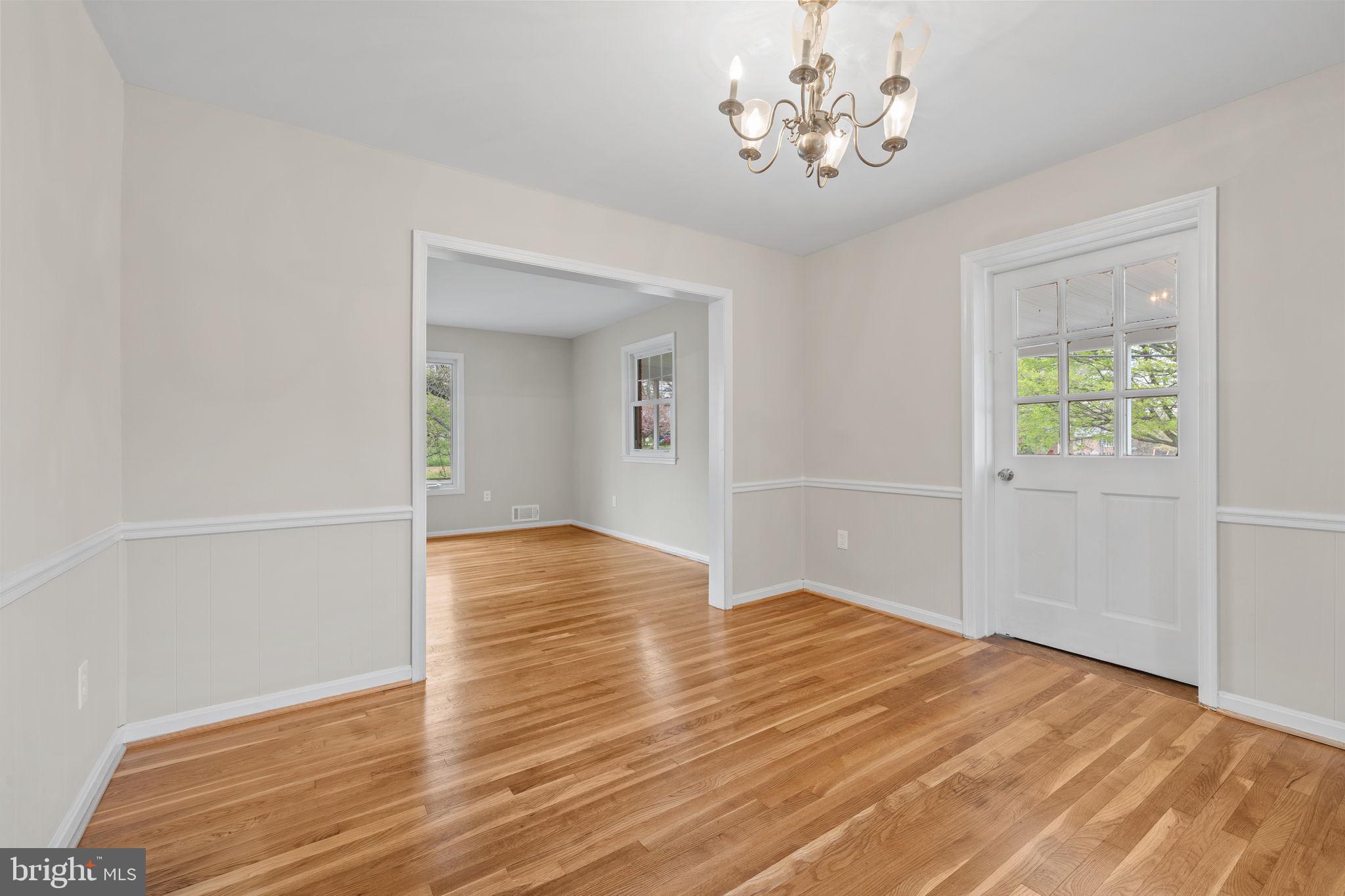 ANNANDALE WOODS - Residential