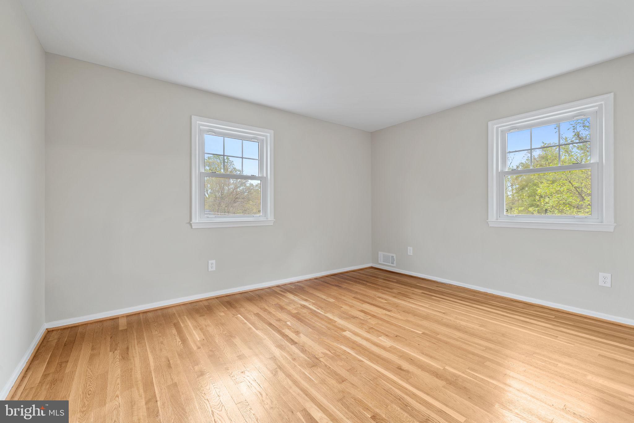 ANNANDALE WOODS - Residential