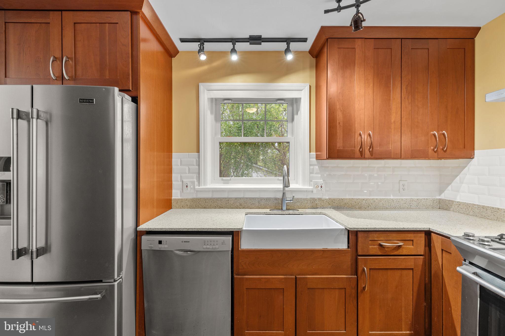 ANNANDALE WOODS - Residential