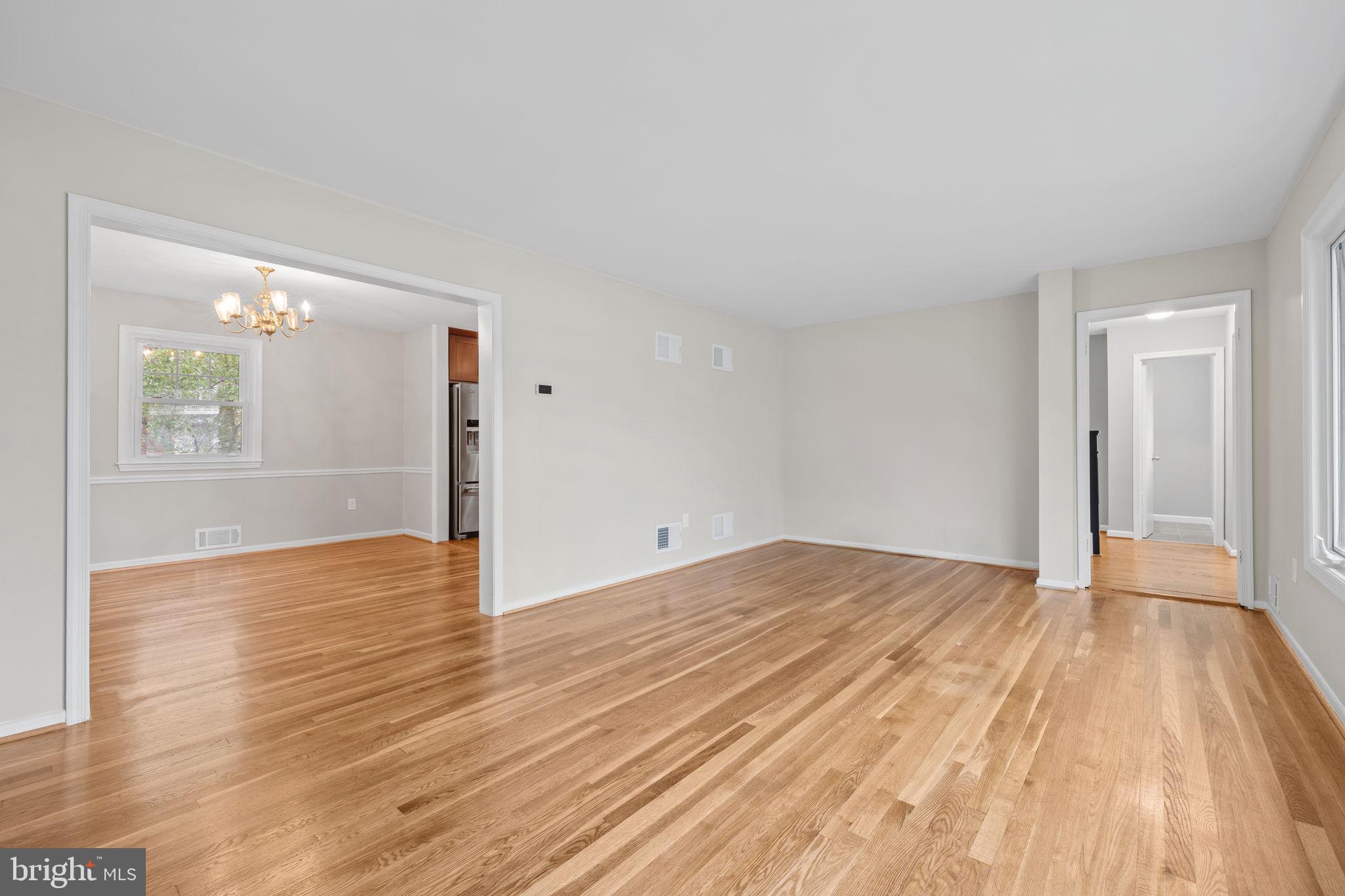 ANNANDALE WOODS - Residential