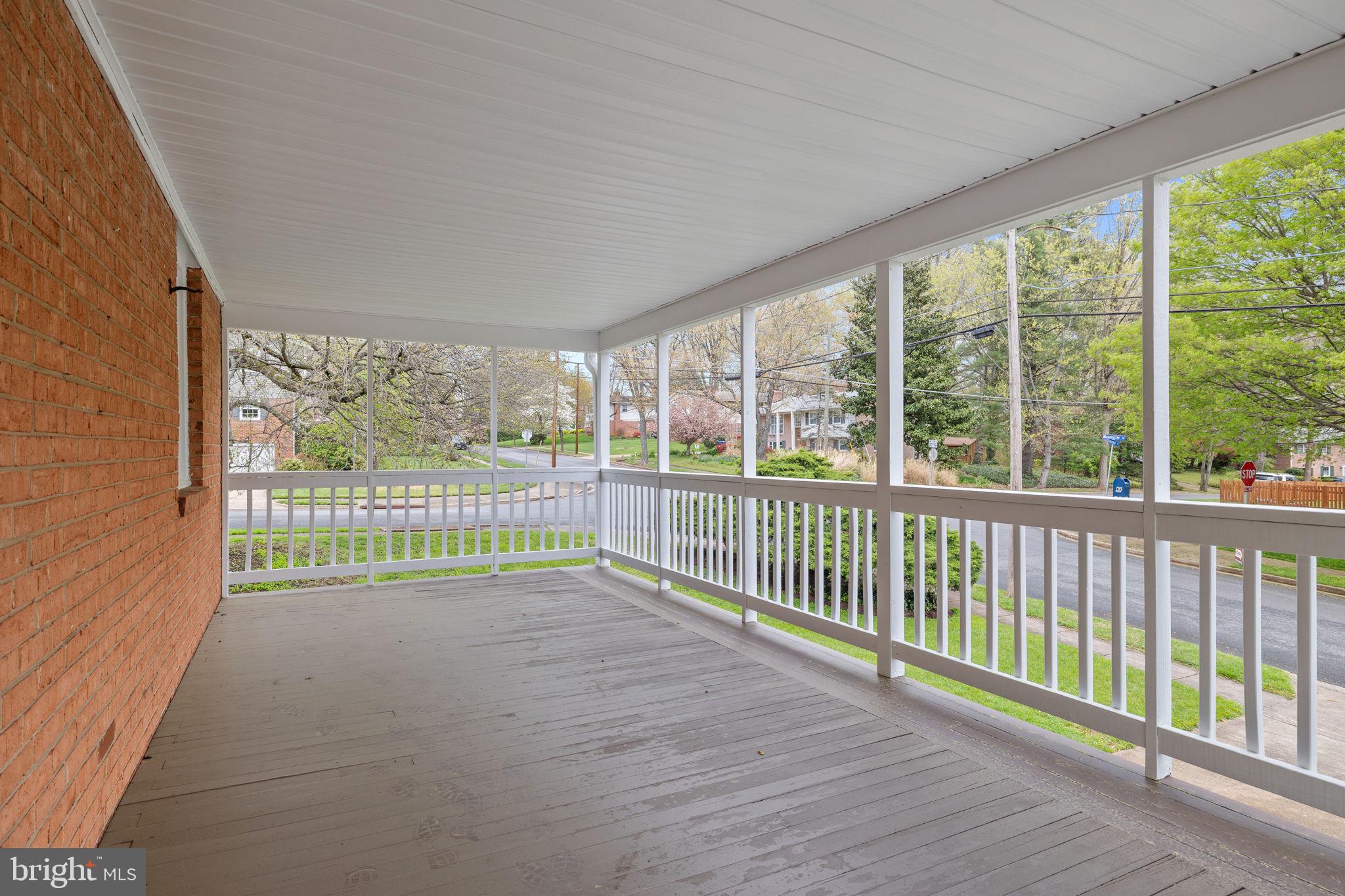 ANNANDALE WOODS - Residential