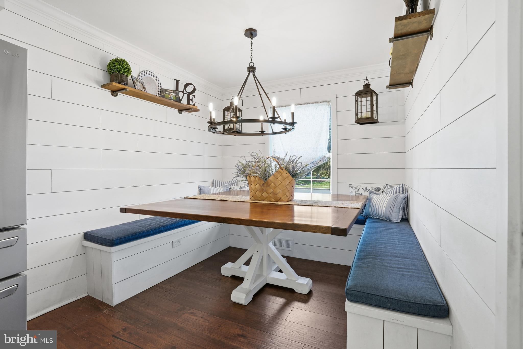 PEAR TREE VIL - Residential