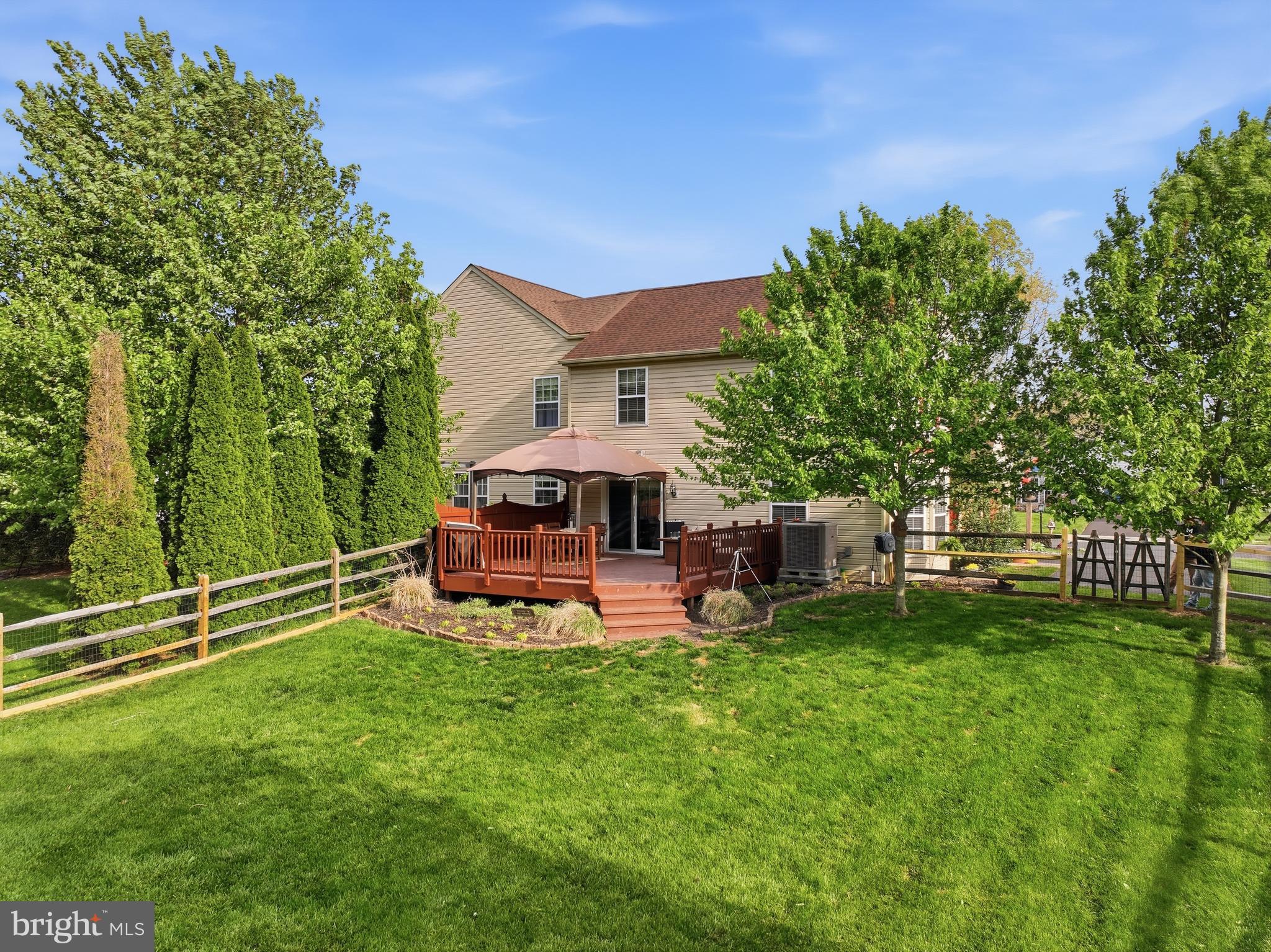 PEAR TREE VIL - Residential