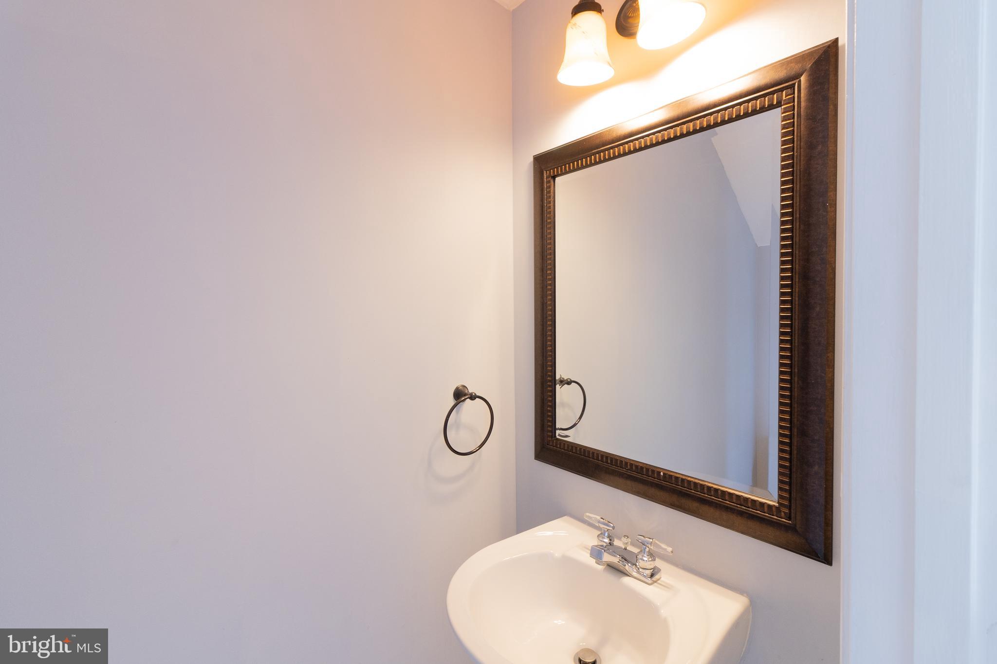 LAUREL GLEN - Residential Lease