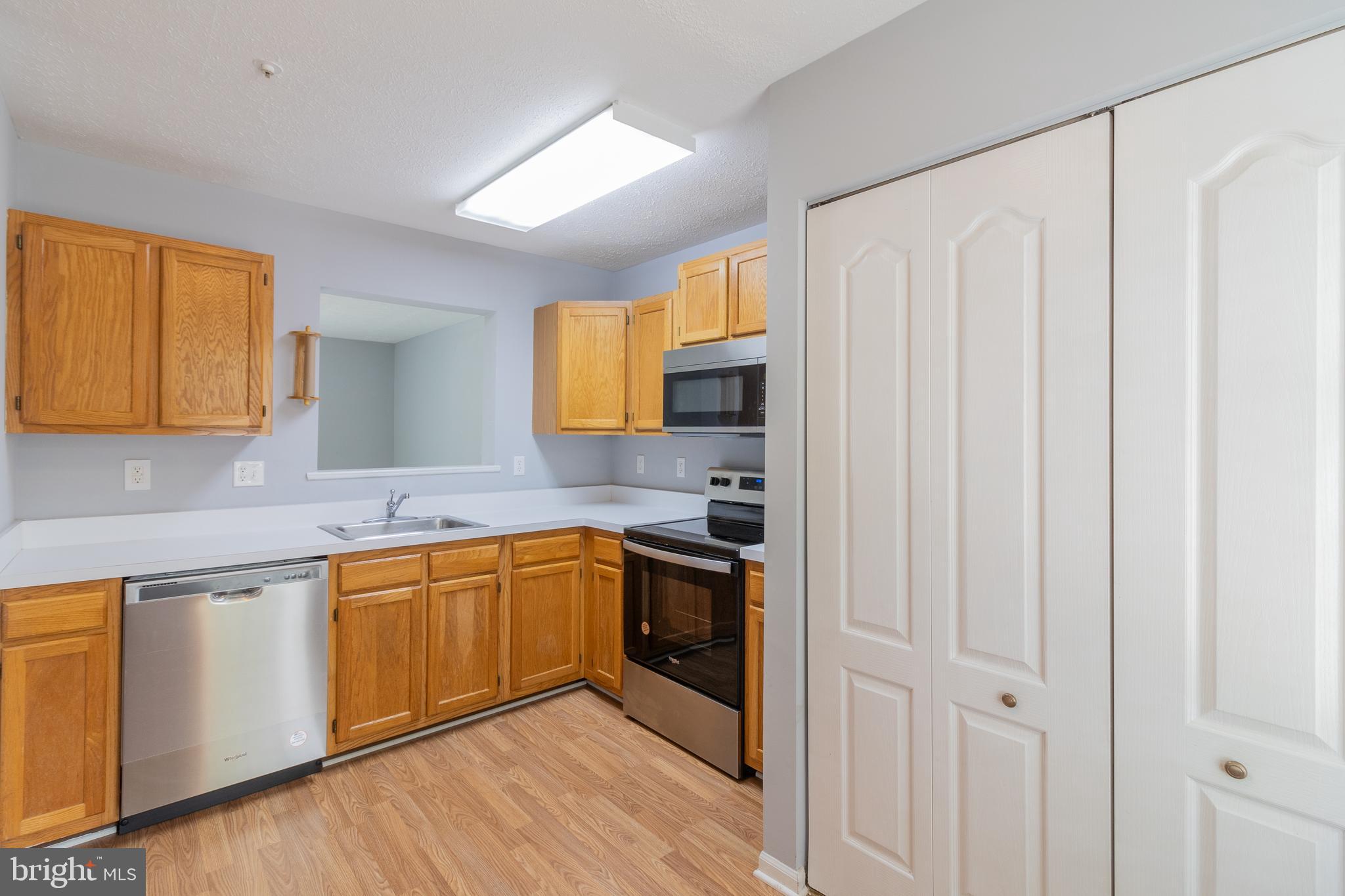 LAUREL GLEN - Residential Lease